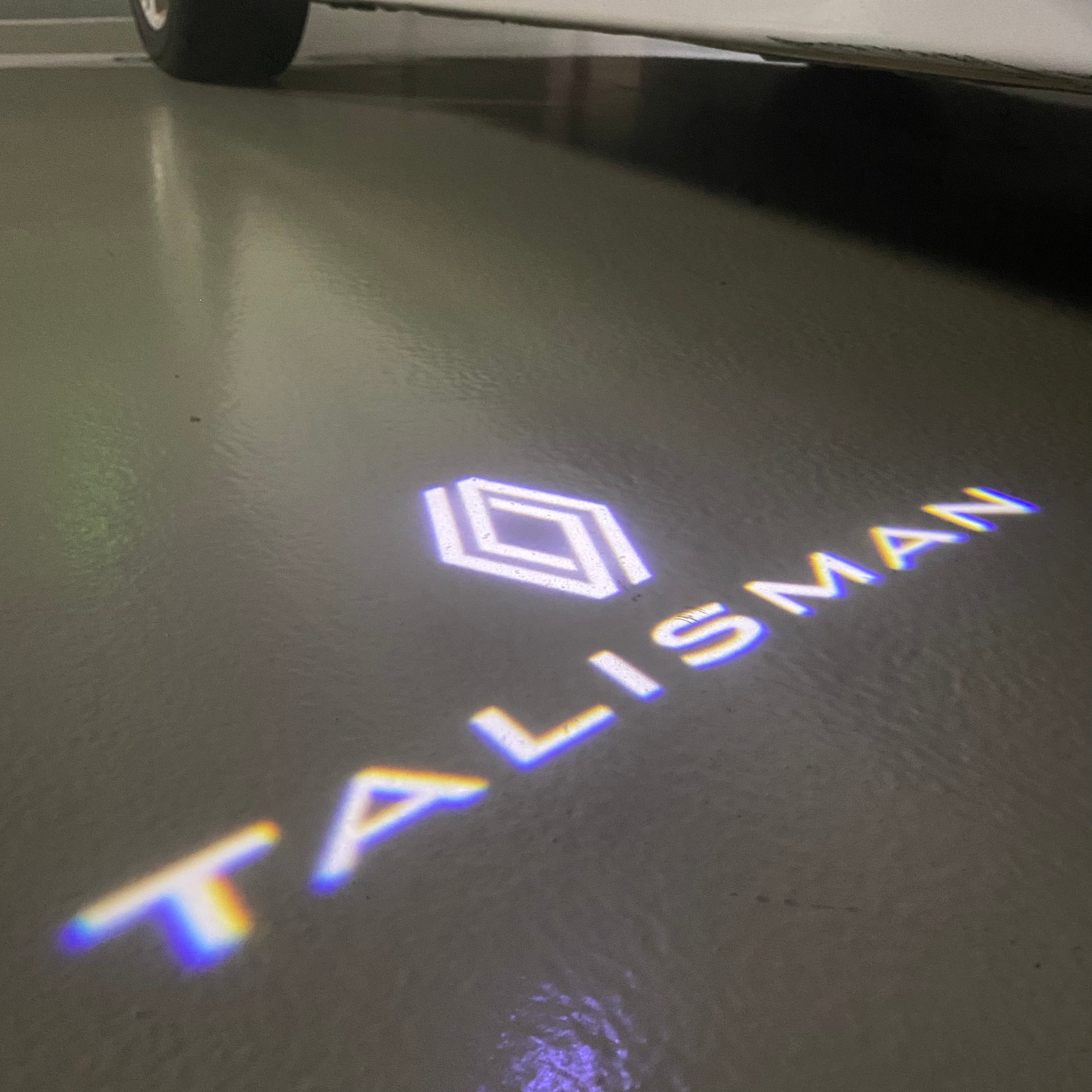 RENAULT Talisman LOGO PROJECROTR LIGHTS Nr.0944(quantity  1 =  2 Logo Film & 2 door lights)