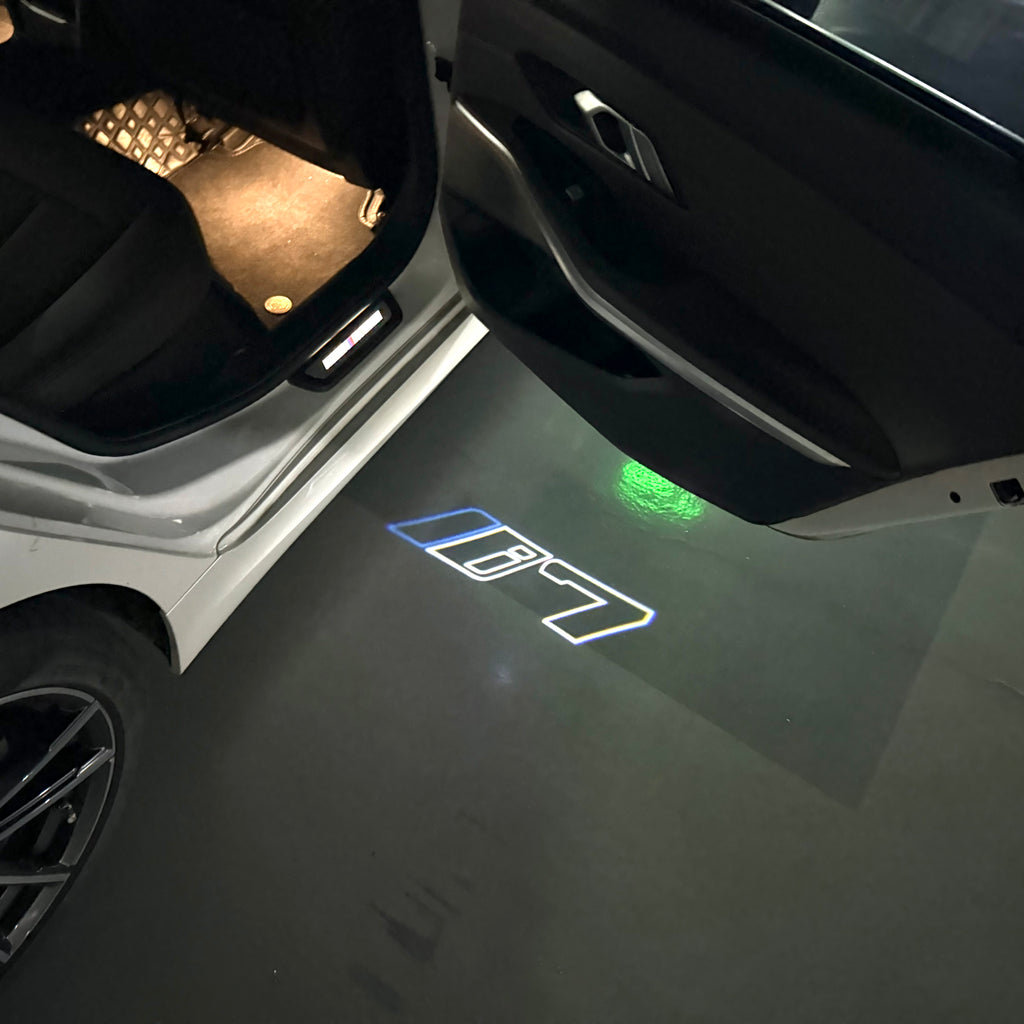 BMW M3 LOGO PROJECTOT LIGHTS Nr.24 (Menge 1 = 1 Sets/2 Türleuchten)