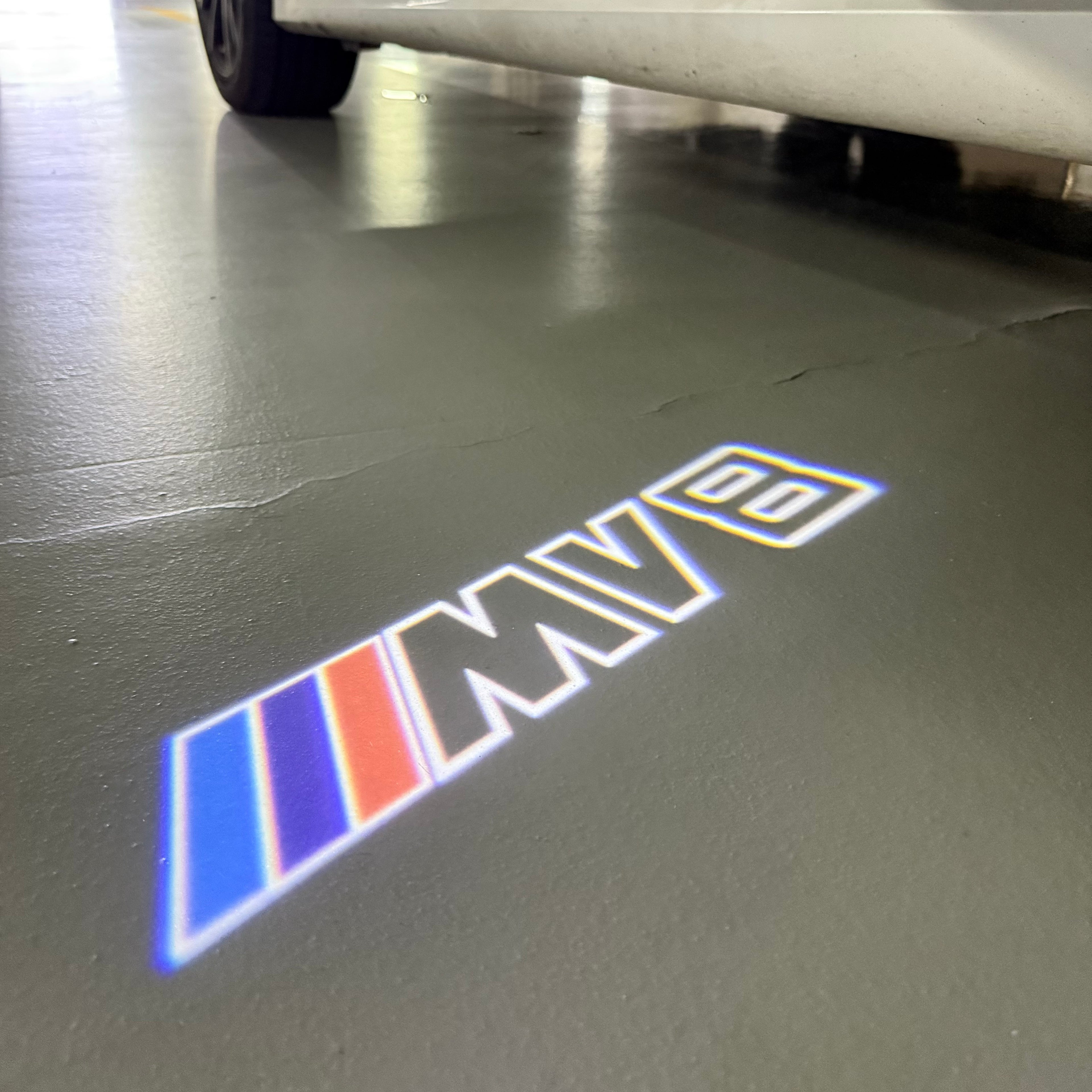 BMW M3 LOGO PROJECTOT LIGHTS Nr.24 (quantità 1 = 1 set/2 luci porta)
