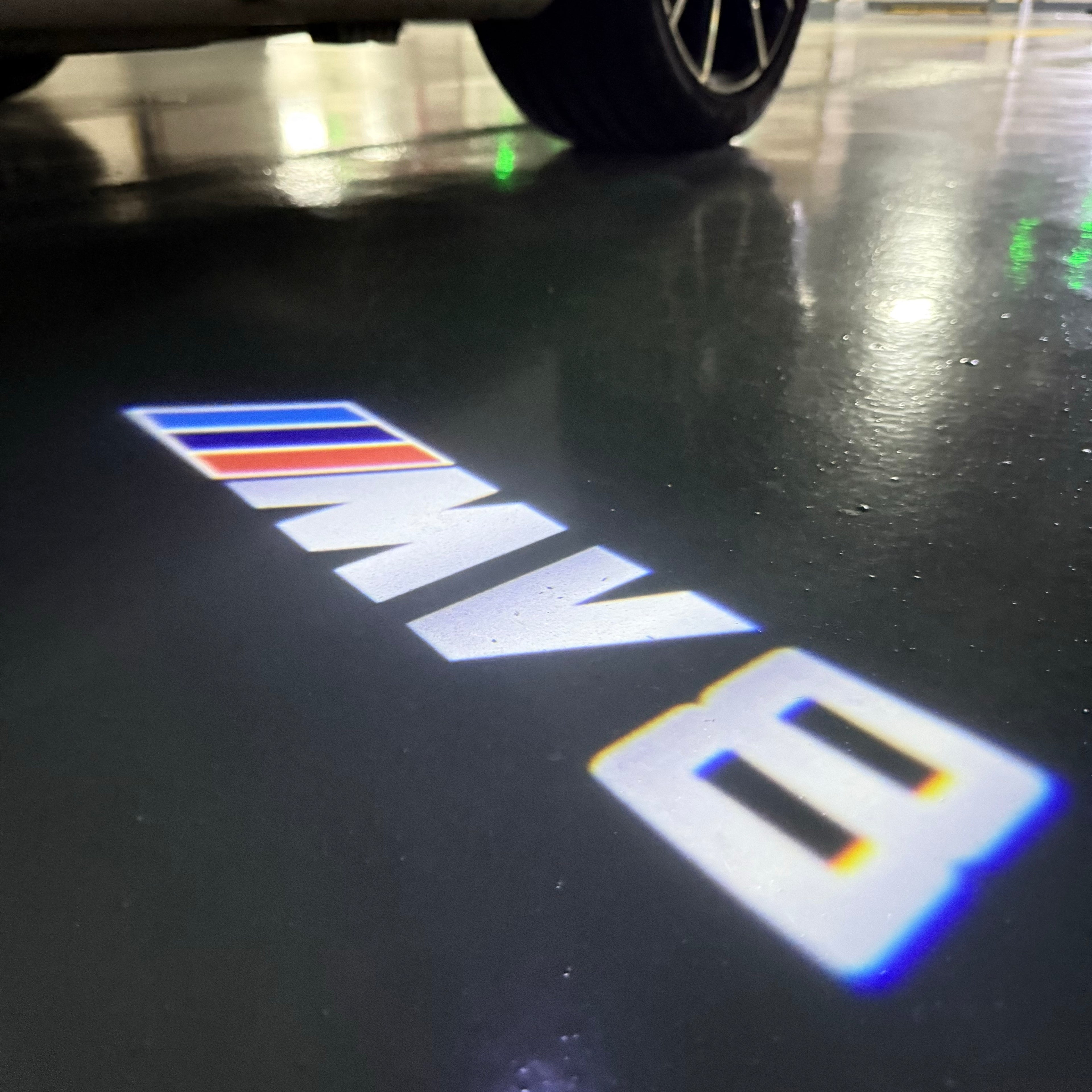 BMW M3 LOGO PROJECTOT LIGHTS Nr.24 (quantità 1 = 1 set/2 luci porta)