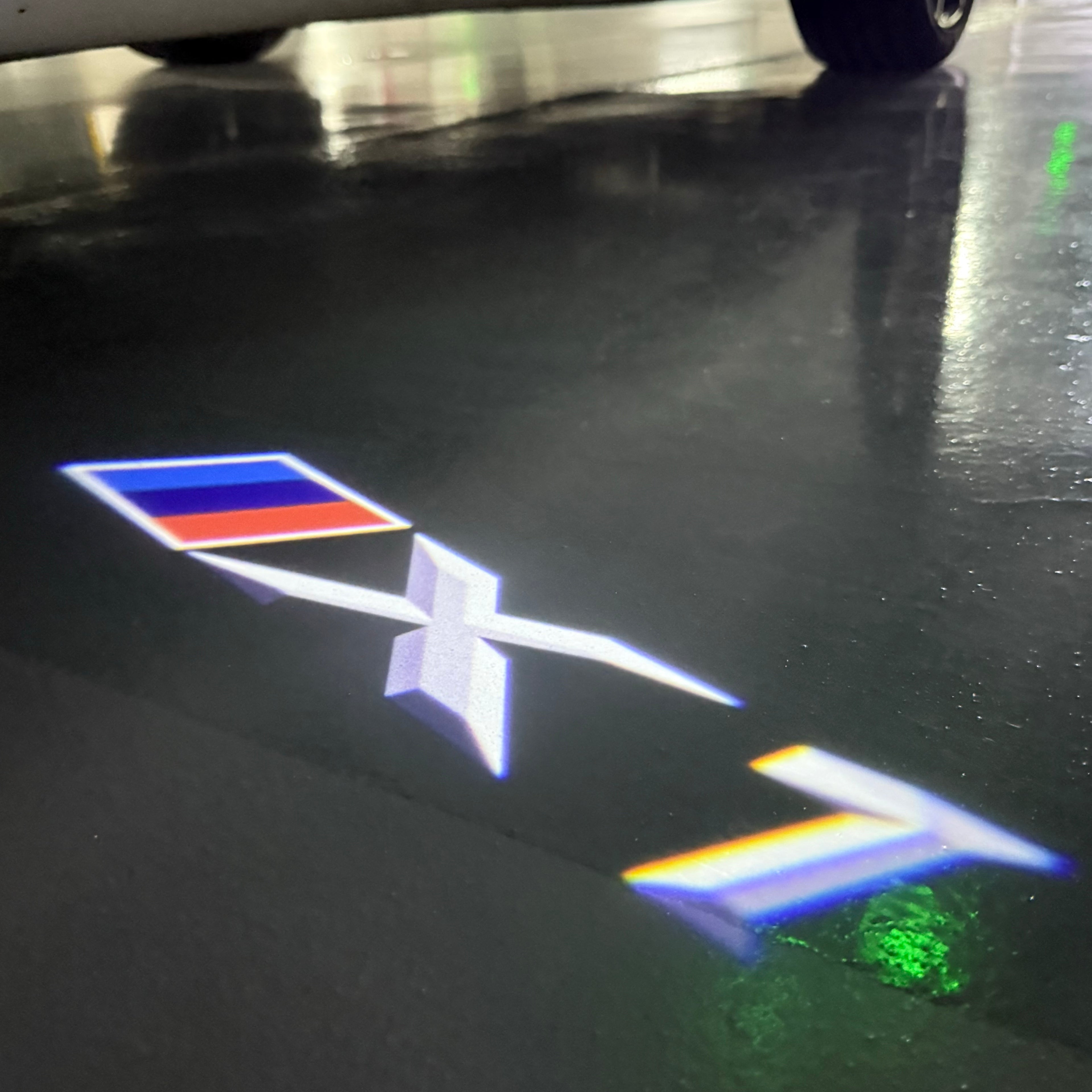 BMW M3 LOGO PROJECTOT LIGHTS Nr.24 (quantità 1 = 1 set/2 luci porta)