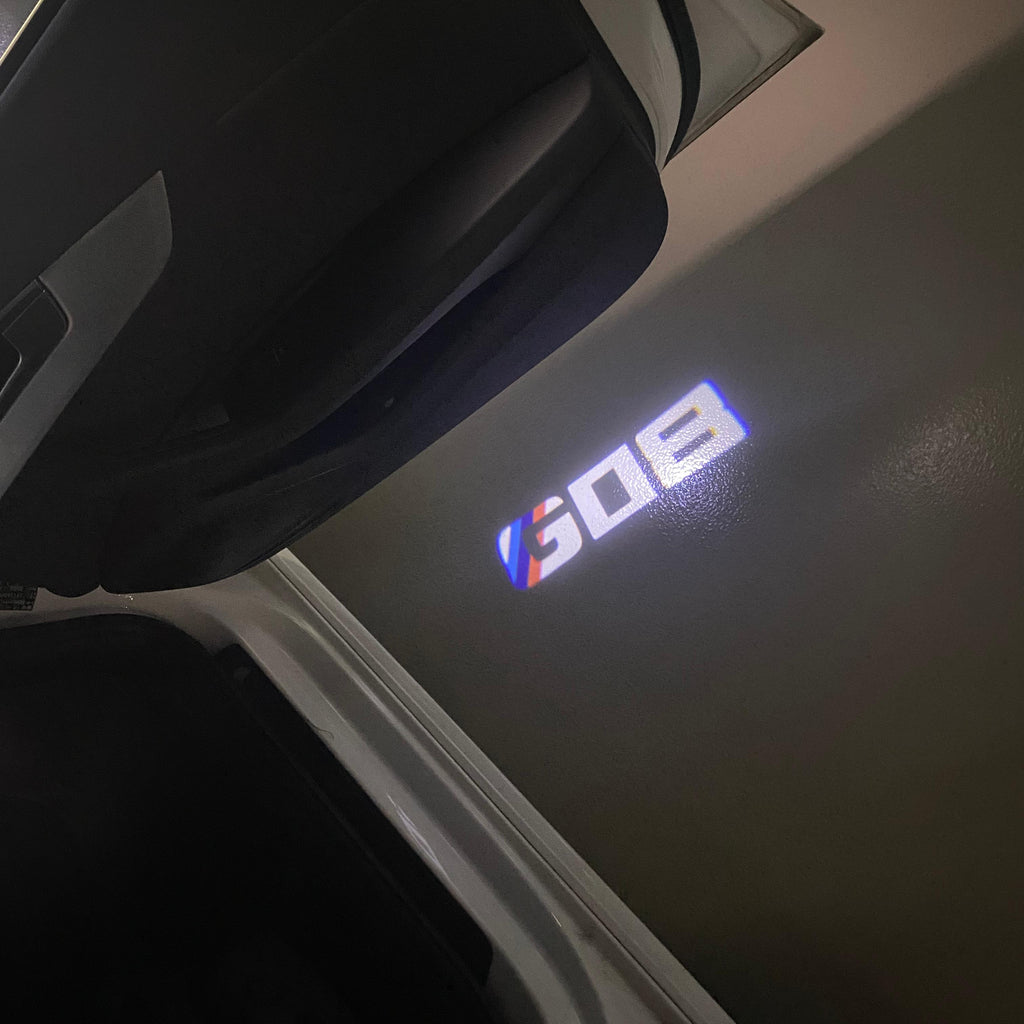 ÉCLAIRAGE DE PROJECTEUR BMW M3 LOGO Nr.24 (quantité 1 = 1 jeux / 2 feux de porte)