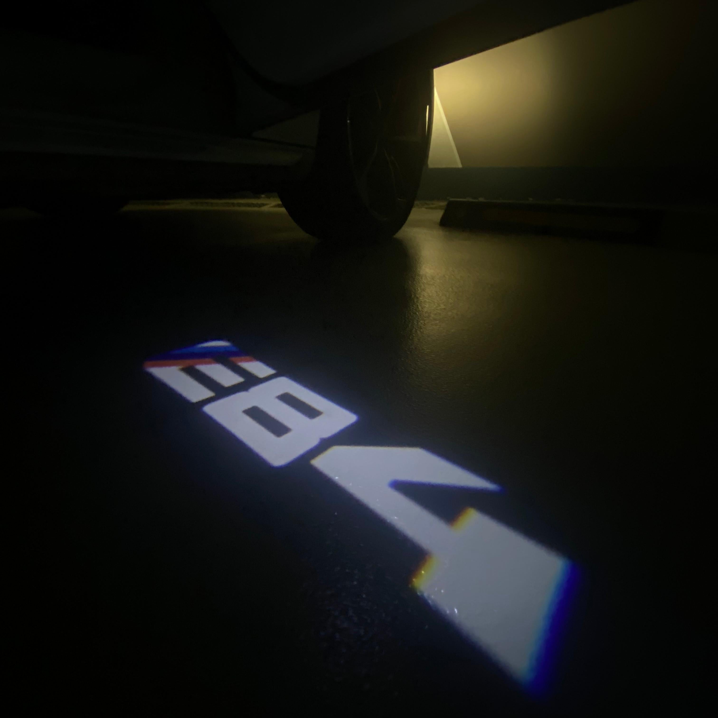 BMW M3 LOGO PROJECTOT LIGHTS Nr.24 (Menge 1 = 1 Sets/2 Türleuchten)