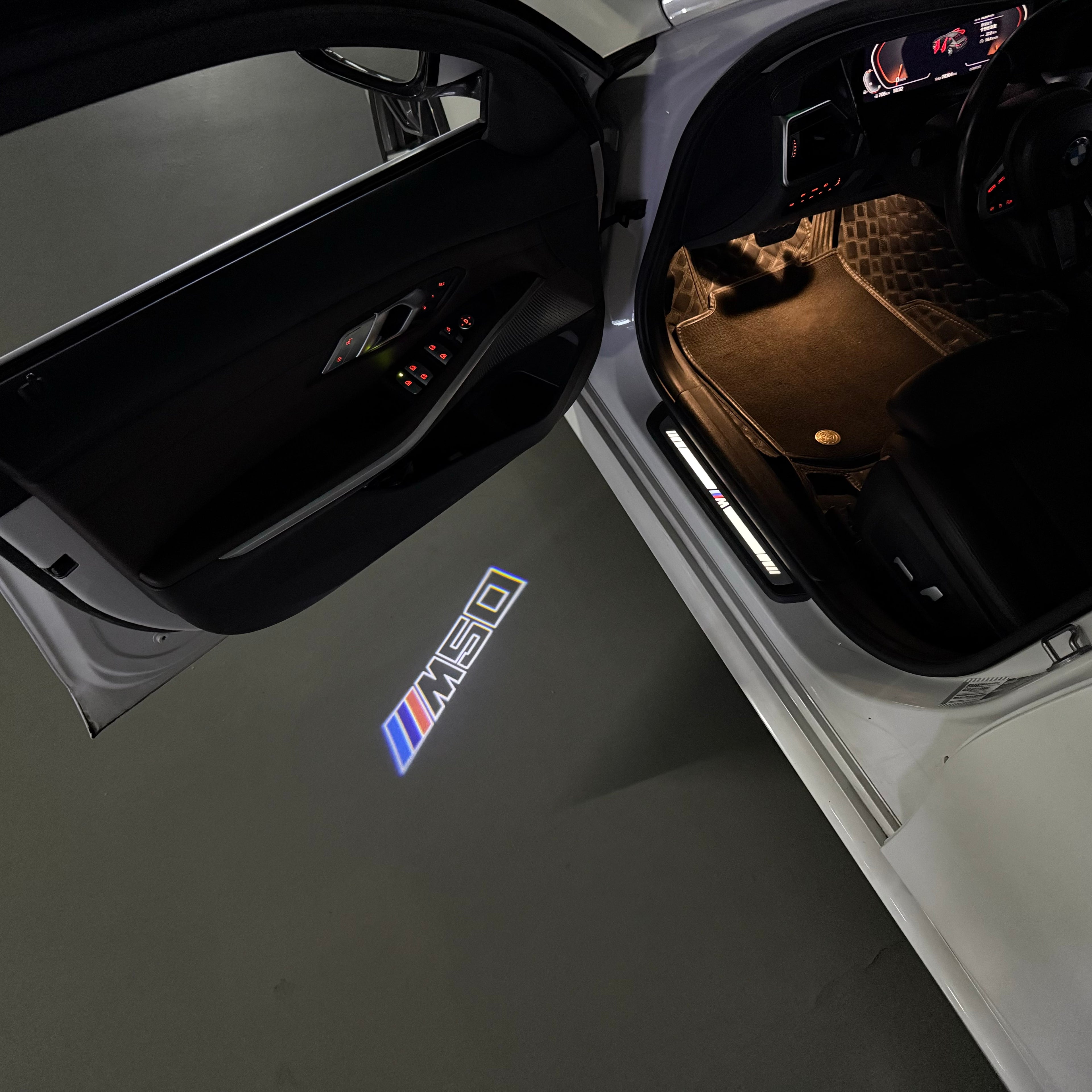 BMW  i4 M50 LOGO PROJECTOT LIGHTS (quantity 1 = 1 sets/2 door lights) Nr.6024S14