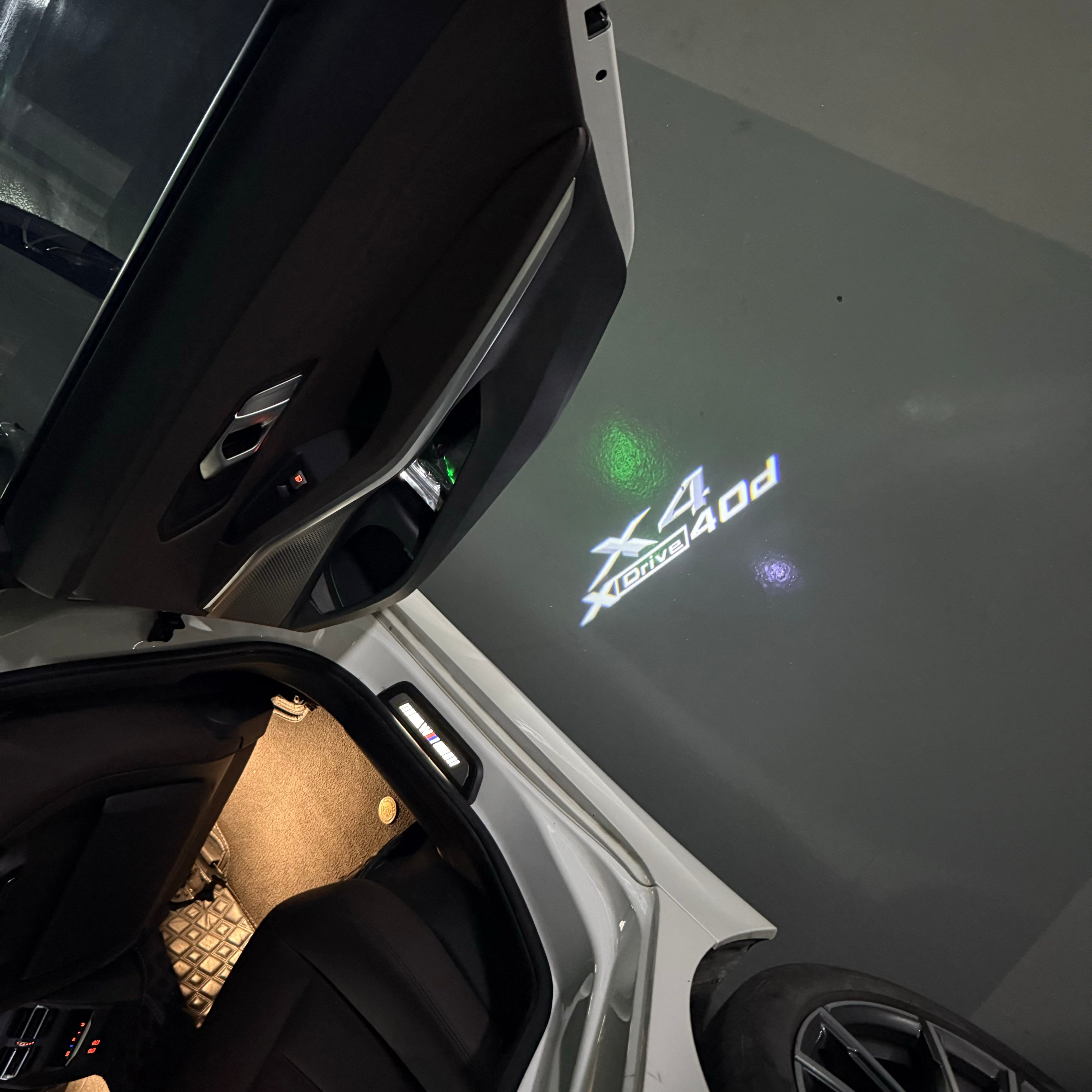 BMW M3 LOGO PROJECTOT LIGHTS Nr.24 (quantità 1 = 1 set/2 luci porta)