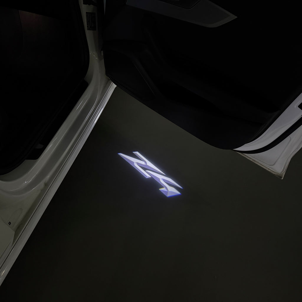 BMW M3 LOGO PROJECTOT LIGHTS Nr.24 (Menge 1 = 1 Sets/2 Türleuchten)