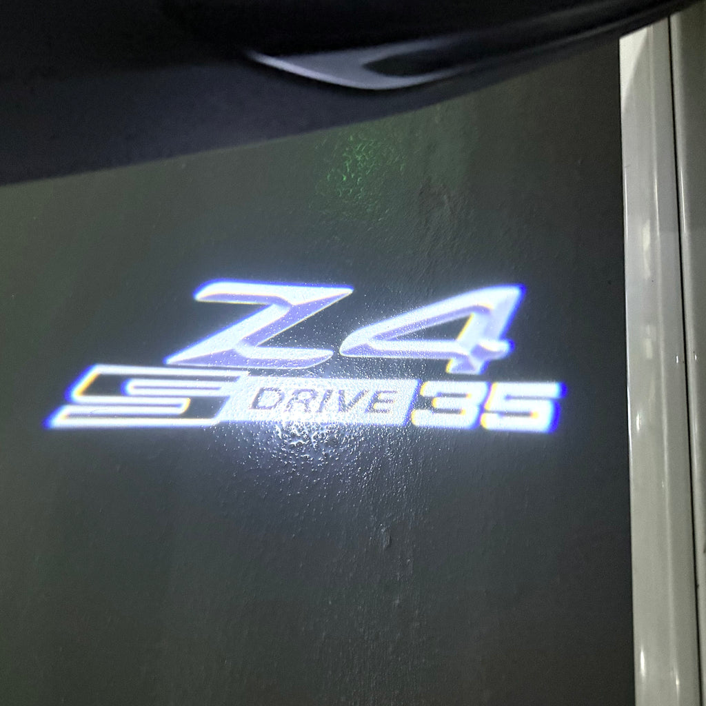 BMW M3 LOGO PROJECTOT LIGHTS Nr.24 (Menge 1 = 1 Sets/2 Türleuchten)