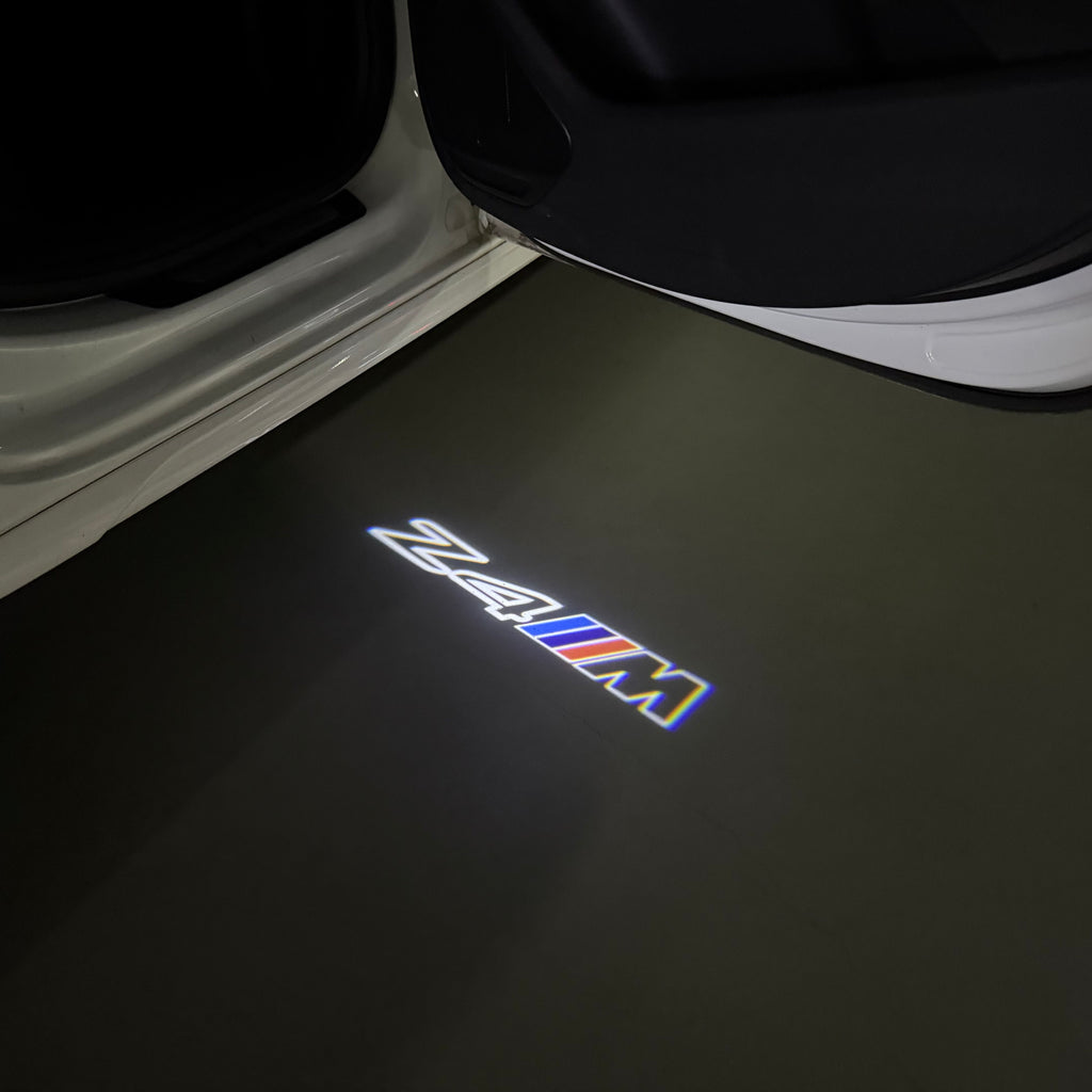 BMW M3 LOGO PROJECTOT LIGHTS Nr.24 (Menge 1 = 1 Sets/2 Türleuchten)