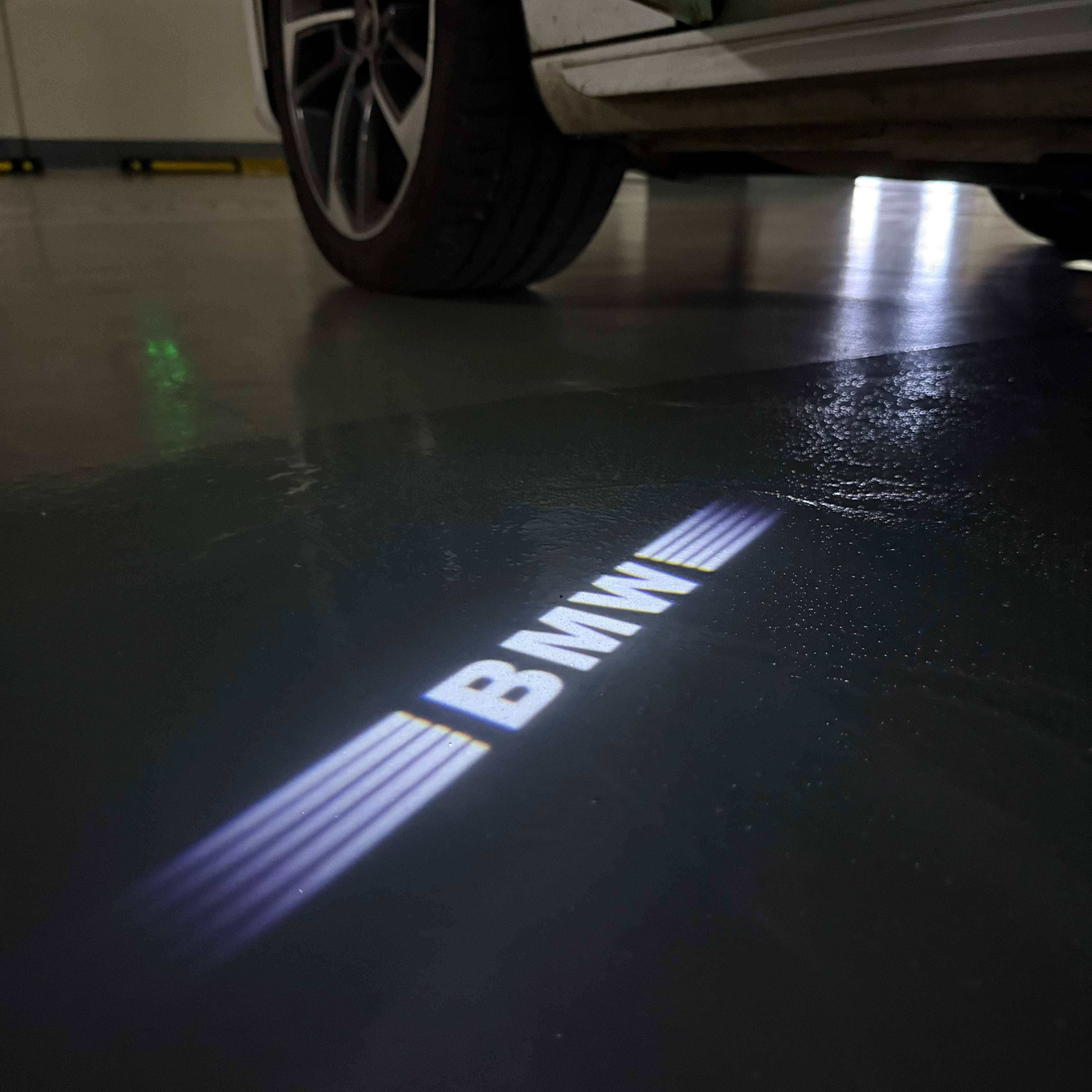 BMW LOGO PROJECTOT LIGHTS Nr.01 (Anzahl 1 = 1 Sätze / 2 Türlichter)