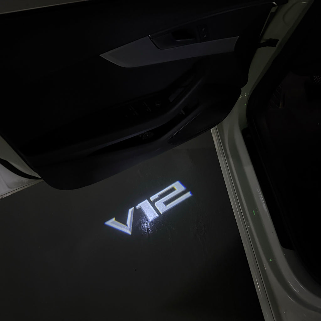 BMW M3 LOGO PROJECTOR LIGHTS Nr.24 (الكمية 1 = 1 مجموعة / 2 أضواء باب)