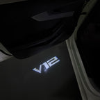 BMW M3 LOGO PROJECTOR LIGHTS Nr.24 (الكمية 1 = 1 مجموعة / 2 أضواء باب)