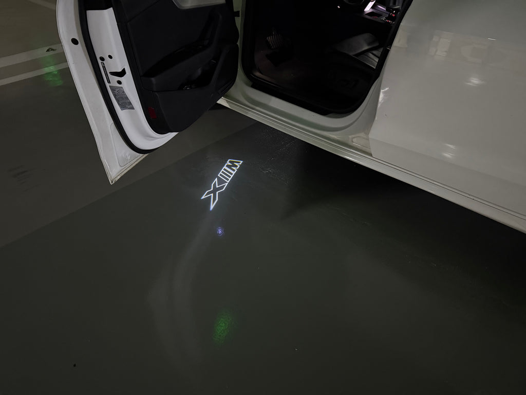 BMW M3 LOGO PROJECTOT LIGHTS Nr.24 (Menge 1 = 1 Sets/2 Türleuchten)