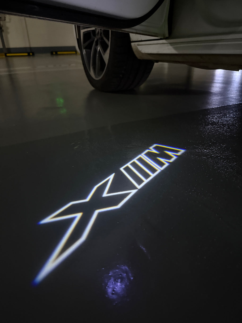 BMW M3 LOGO PROJECTOT LIGHTS Nr.24 (Menge 1 = 1 Sets/2 Türleuchten)
