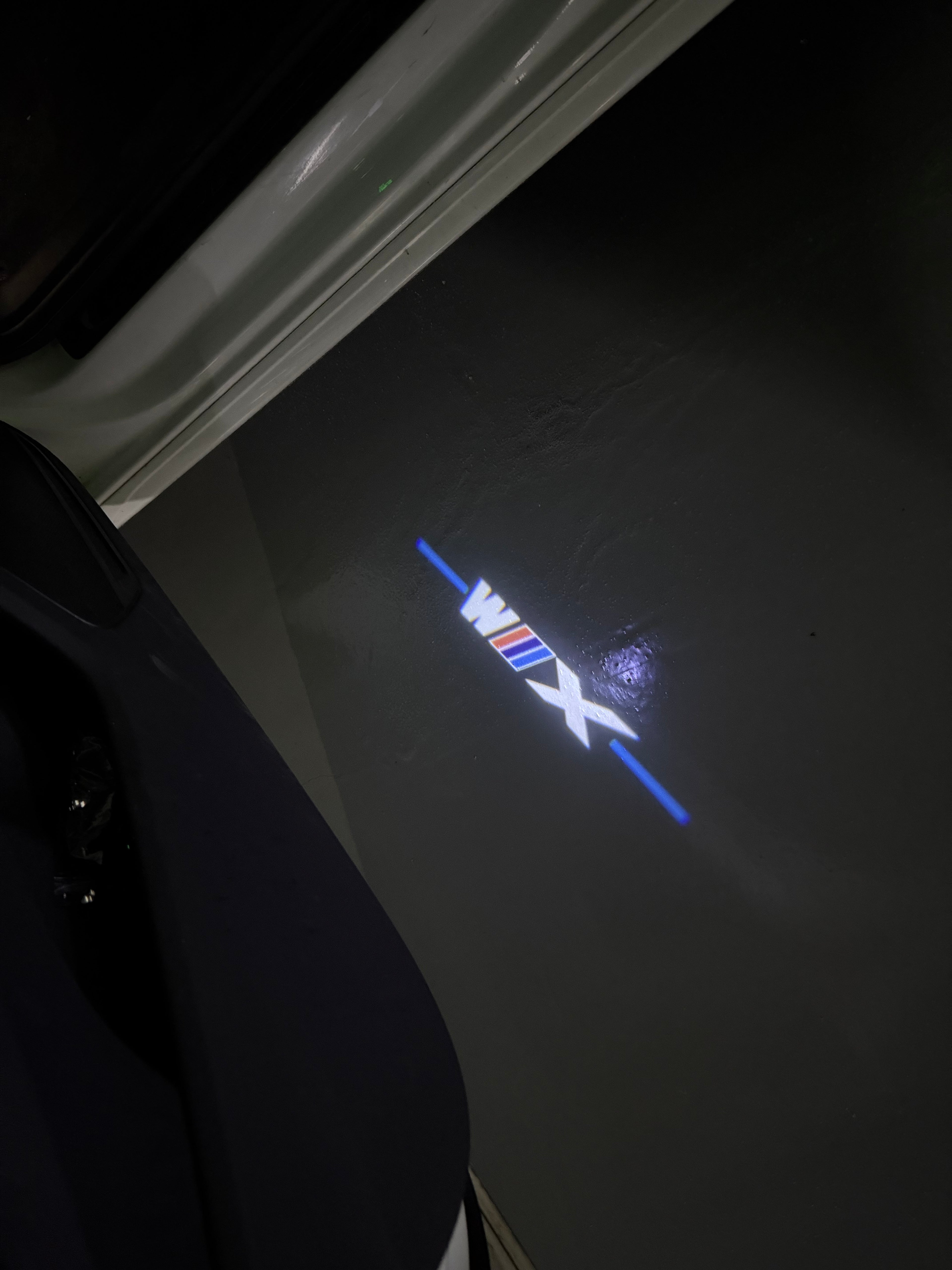 BMW M3 LOGO PROJECTOT LIGHTS Nr.24 (quantità 1 = 1 set/2 luci porta)