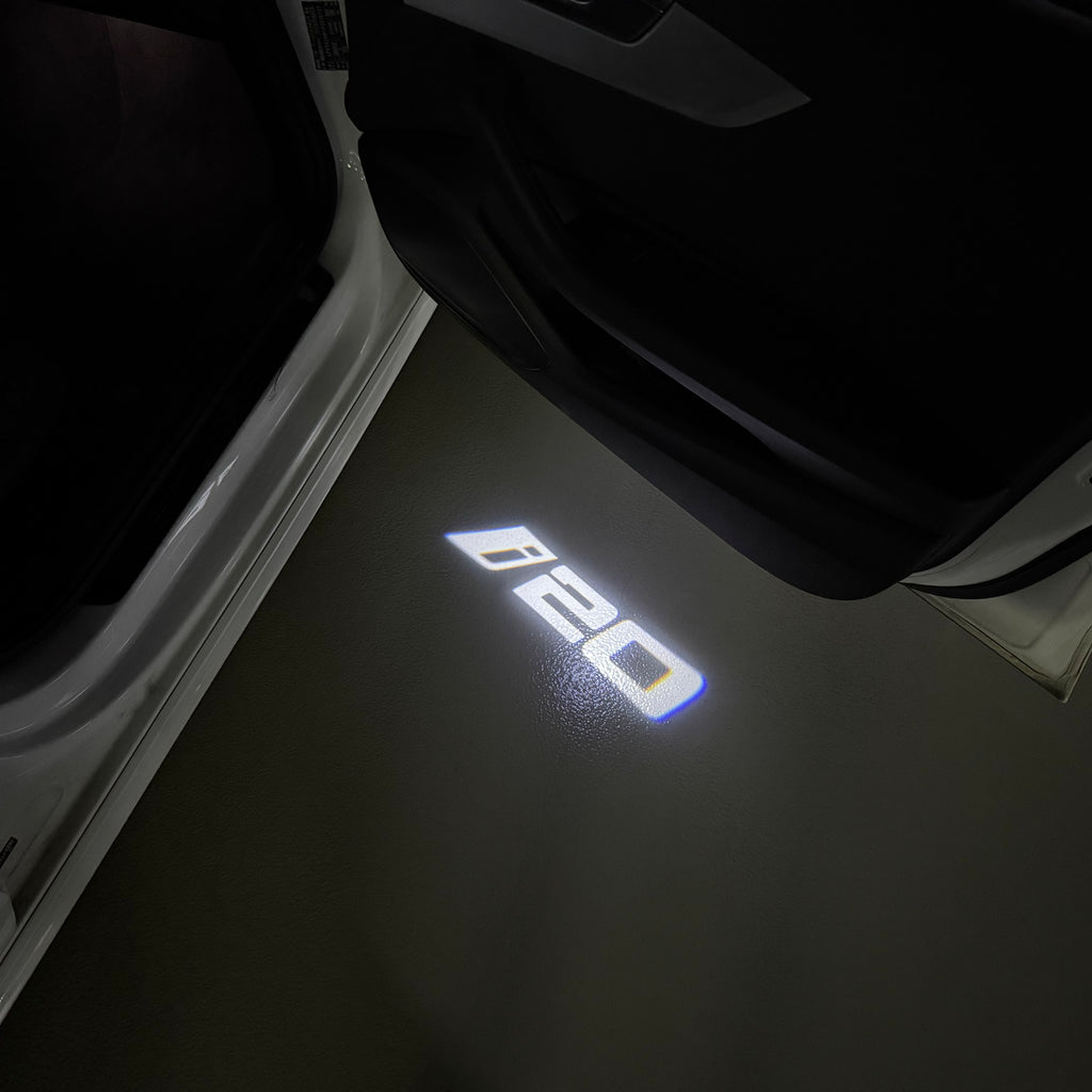 BMW M3 LOGO PROJECTOR LIGHTS Nr.24 (الكمية 1 = 1 مجموعة / 2 أضواء باب)