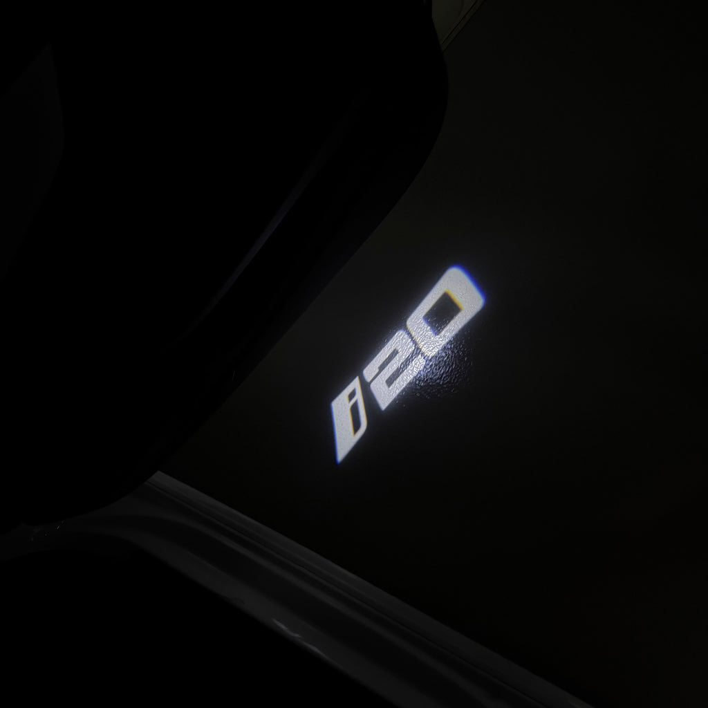 BMW M3 LOGO PROJECTOR LIGHTS Nr.24 (الكمية 1 = 1 مجموعة / 2 أضواء باب)