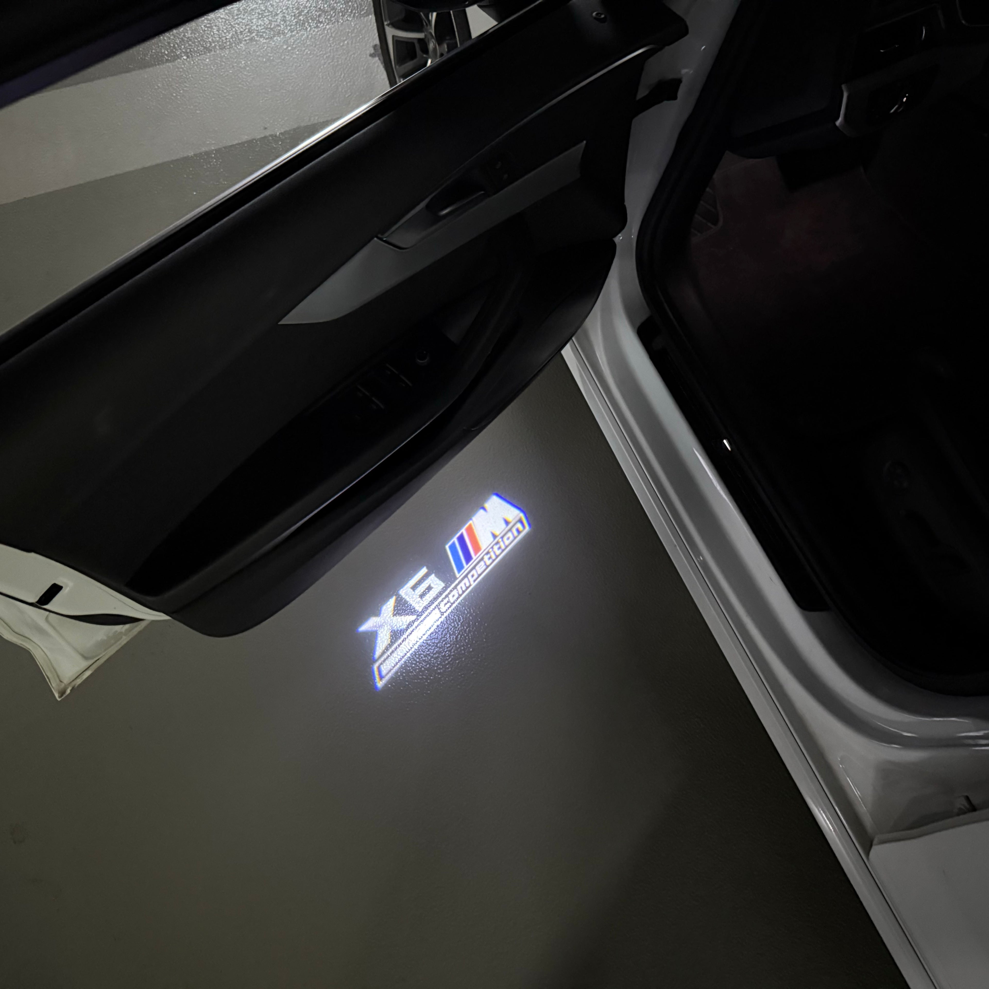 BMW M3 LOGO PROJECTOT LIGHTS Nr.24 (quantità 1 = 1 set/2 luci porta)
