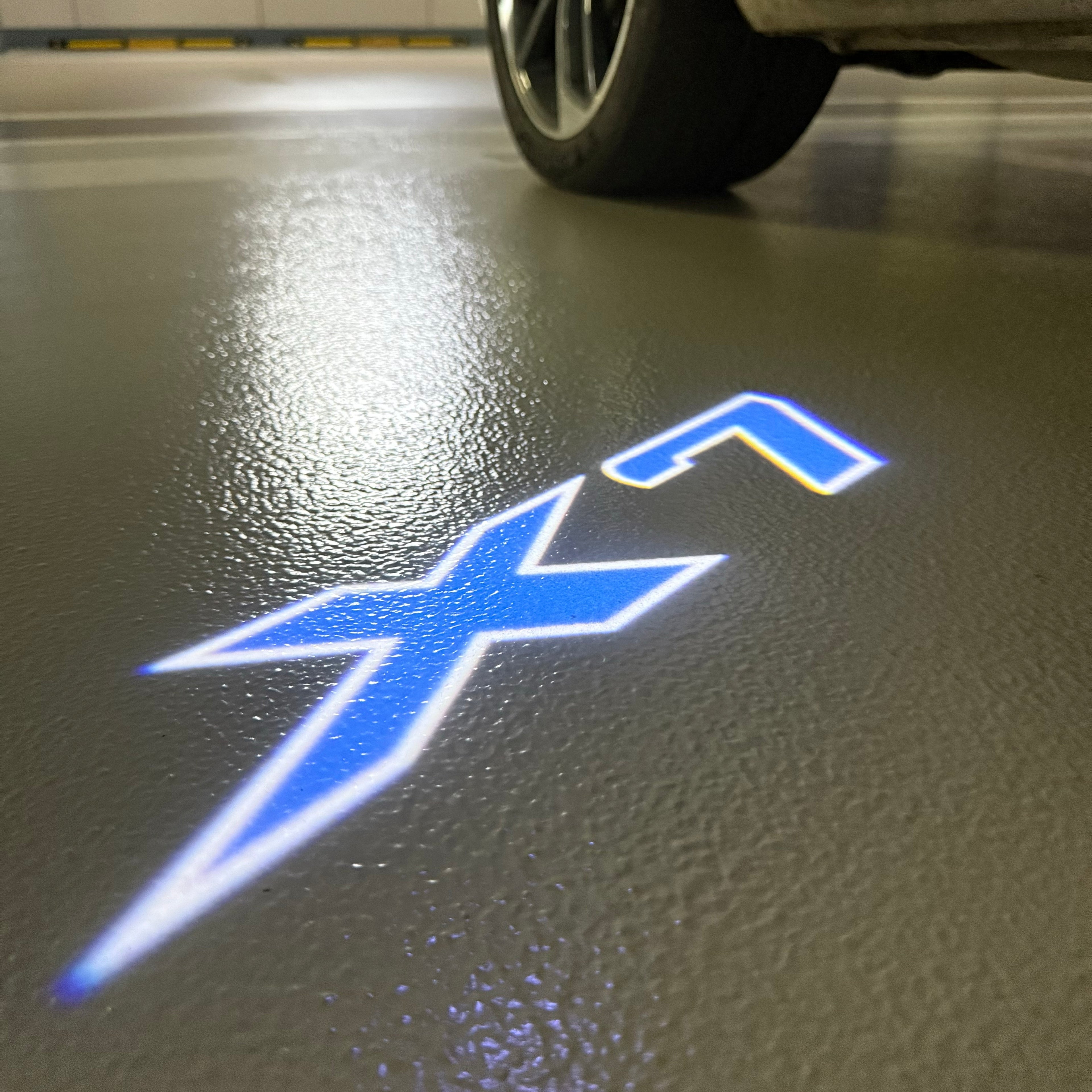 BMW M3 LOGO PROJECTOT LIGHTS Nr.24 (quantità 1 = 1 set/2 luci porta)