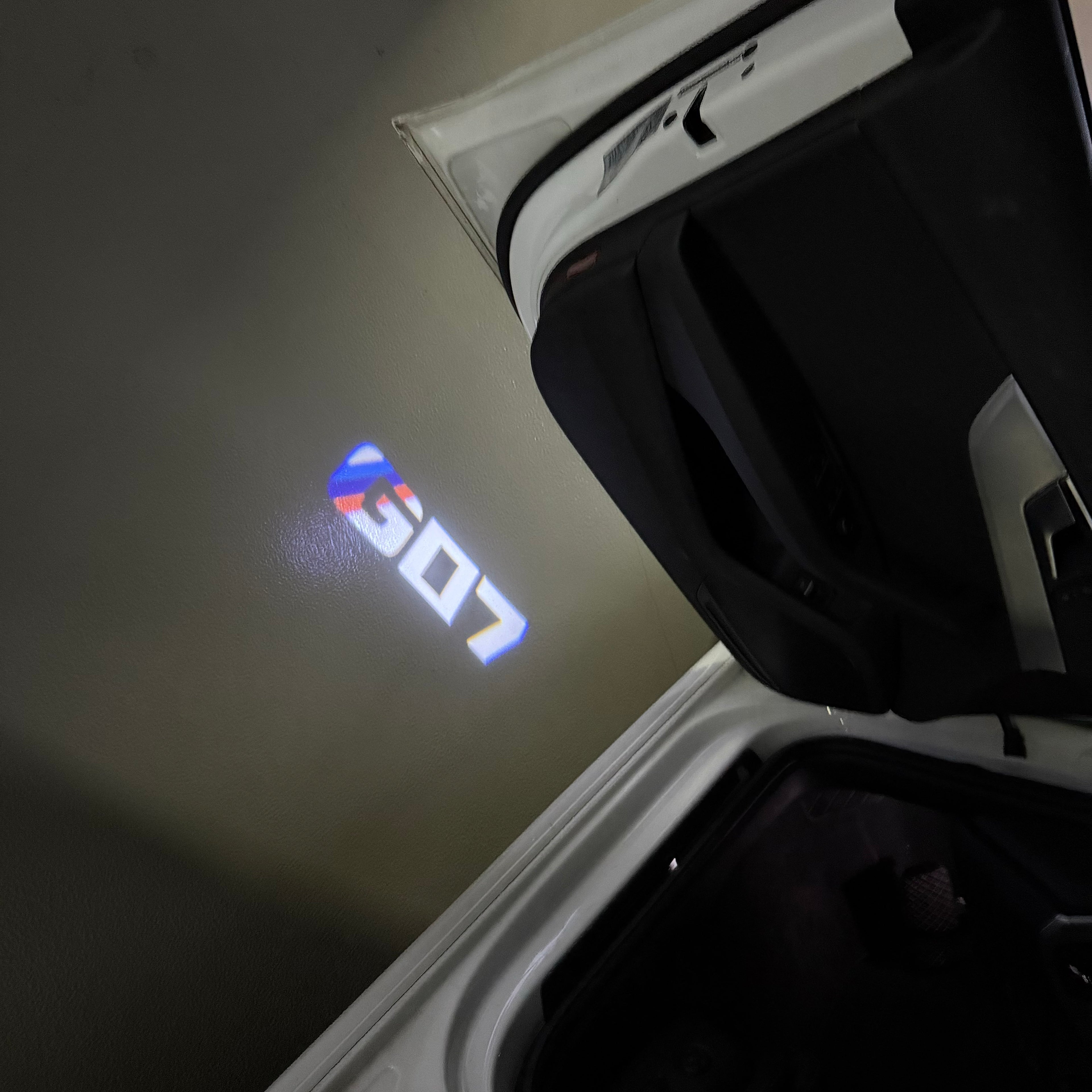 BMW M3 LOGO PROJECTOT LIGHTS Nr.24 (quantità 1 = 1 set/2 luci porta)