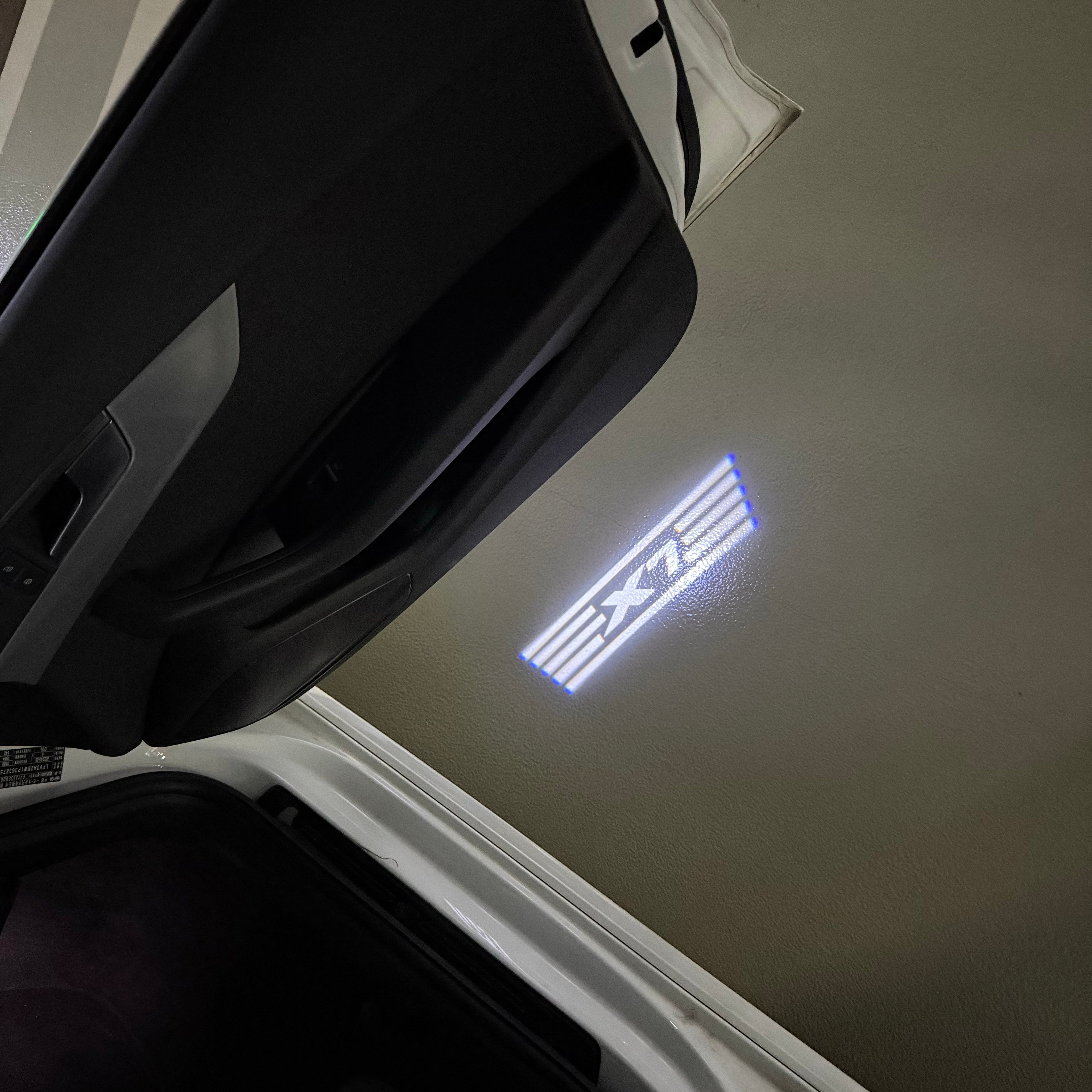 BMW M3 LOGO PROJECTOT LIGHTS Nr.24 (quantità 1 = 1 set/2 luci porta)