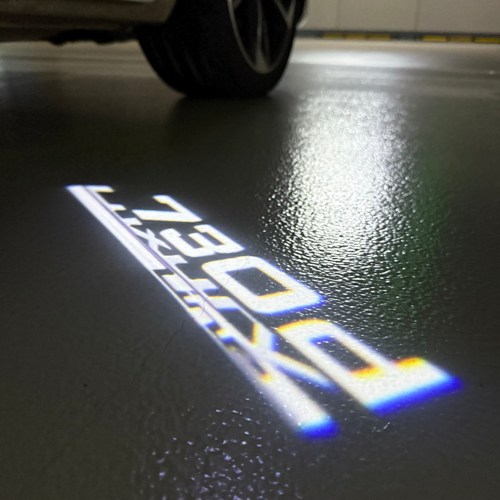 ÉCLAIRAGE DE PROJECTEUR BMW M3 LOGO Nr.24 (quantité 1 = 1 jeux / 2 feux de porte)