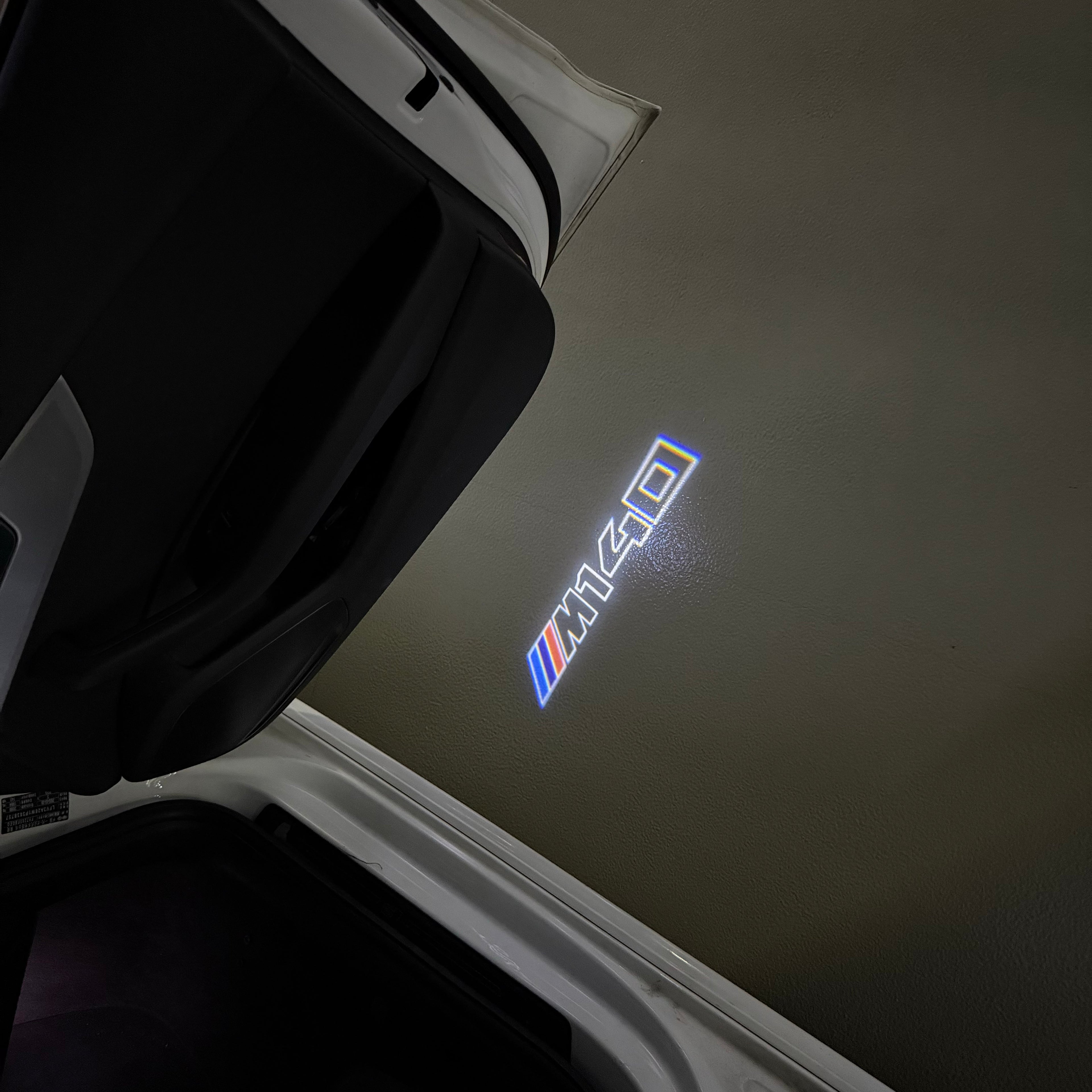 BMW M3 LOGO PROJECTOT LIGHTS Nr.24 (quantità 1 = 1 set/2 luci porta)