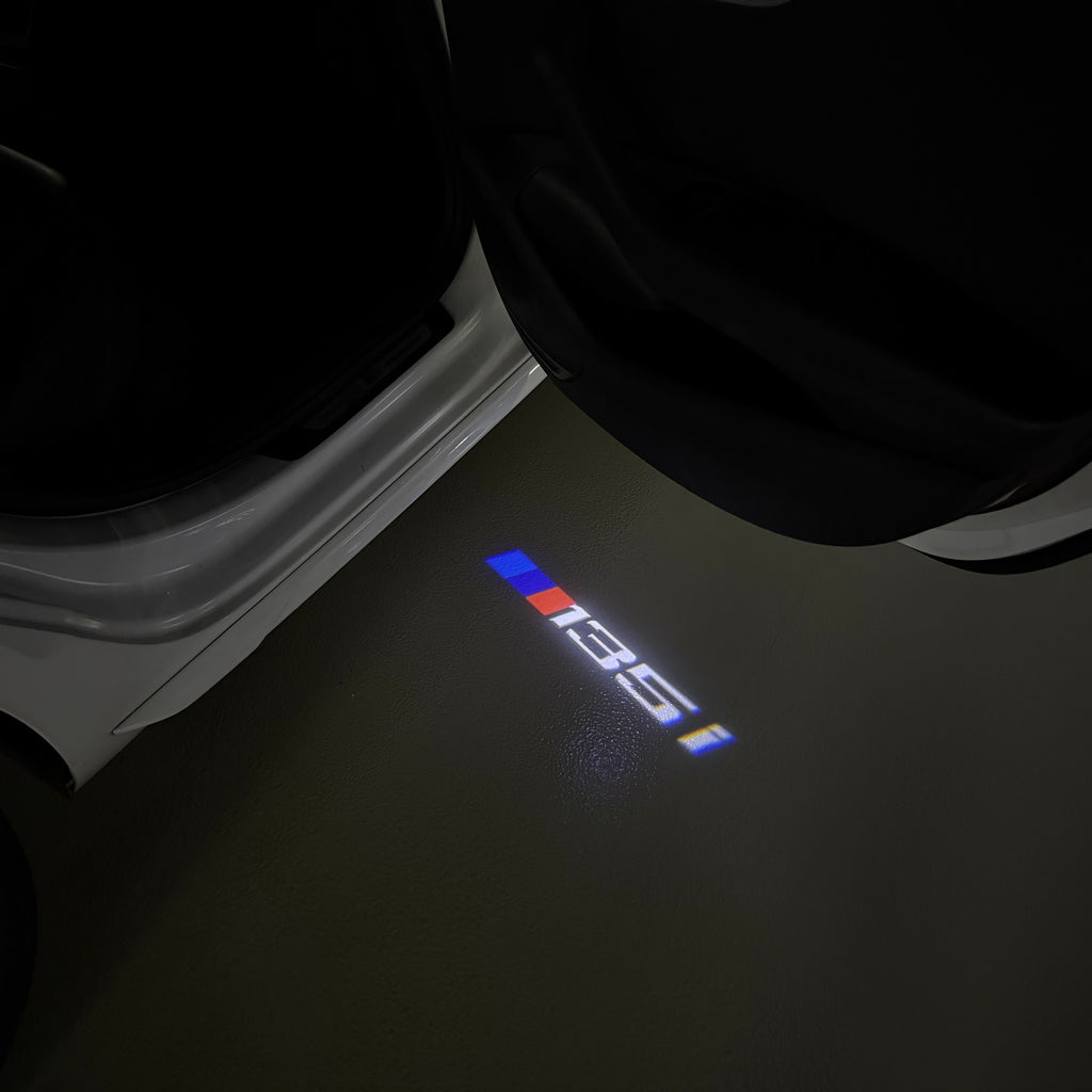 BMW 1 SERIES 135   LOGO PROJECTOT LIGHTS (quantity 1 = 1 sets/2 door lights) Nr.6024q17