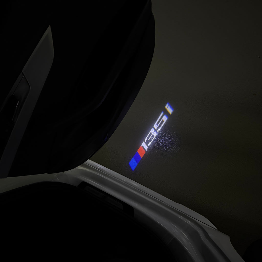 BMW 1 SERIES 135   LOGO PROJECTOT LIGHTS (quantity 1 = 1 sets/2 door lights) Nr.6024q17