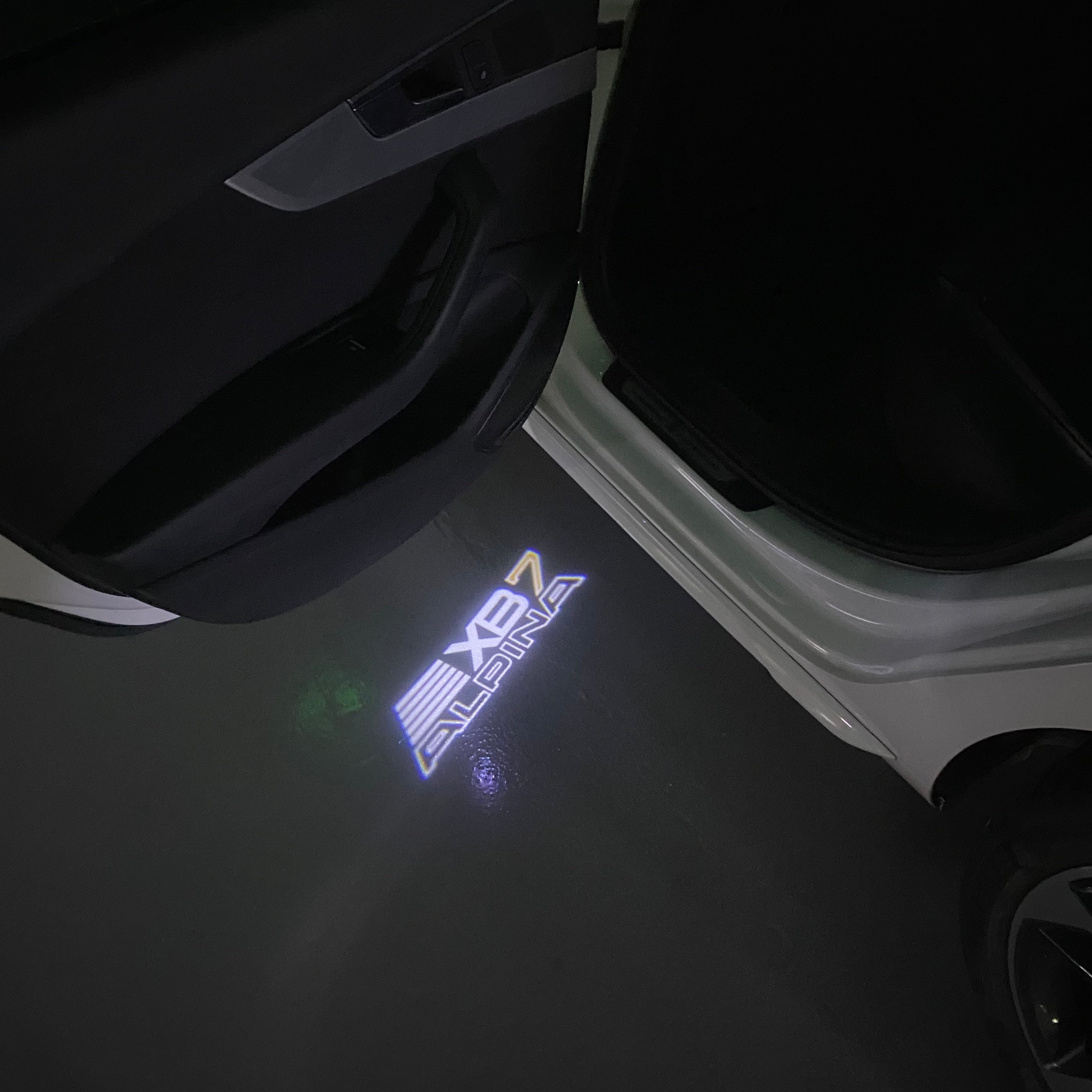 BMW LOGO PROJECTOT LIGHTS Nr.07 (quantità 1 = 1 set/2 luci porta)