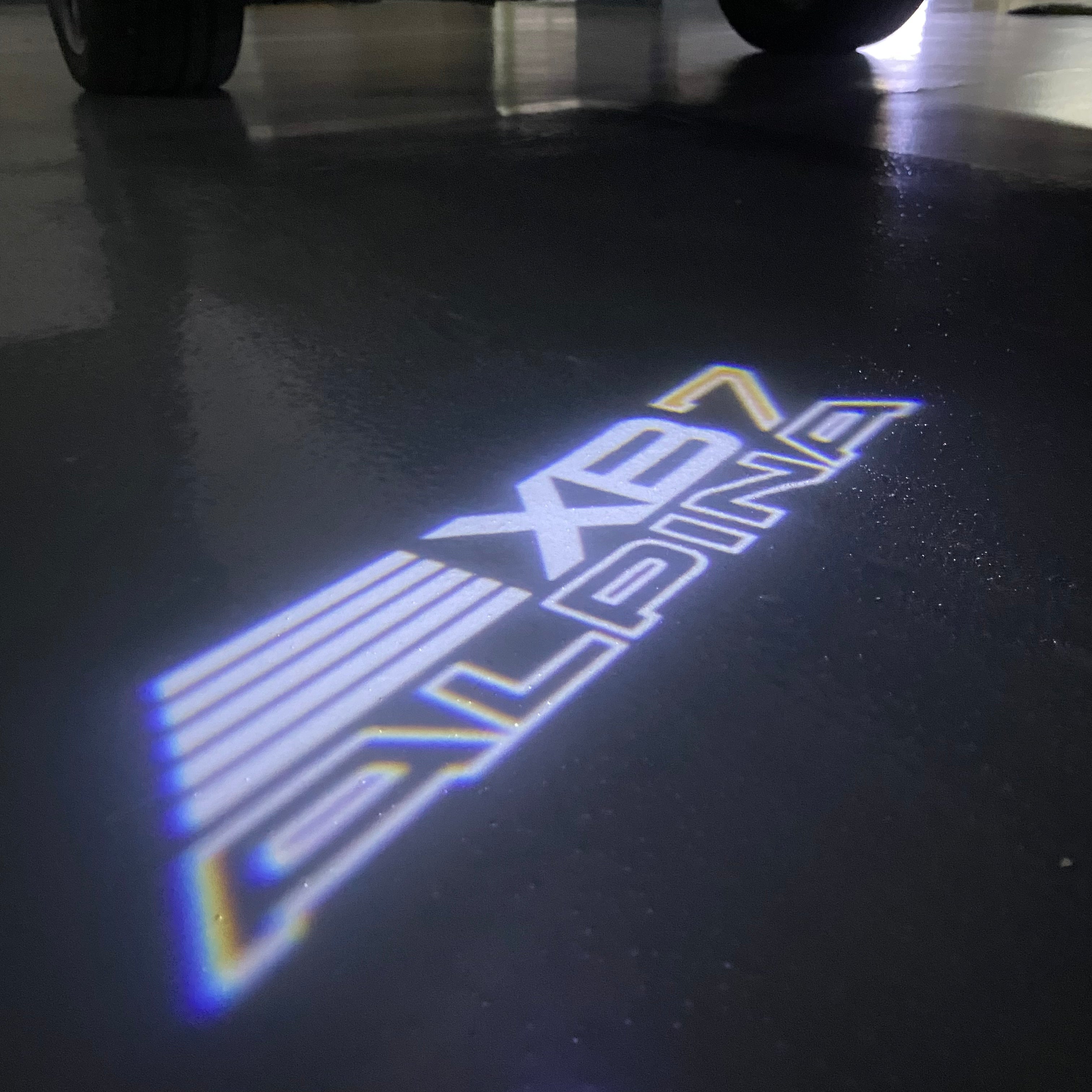 BMW LOGO PROJECTOT LIGHTS Nr.07 (quantità 1 = 1 set/2 luci porta)