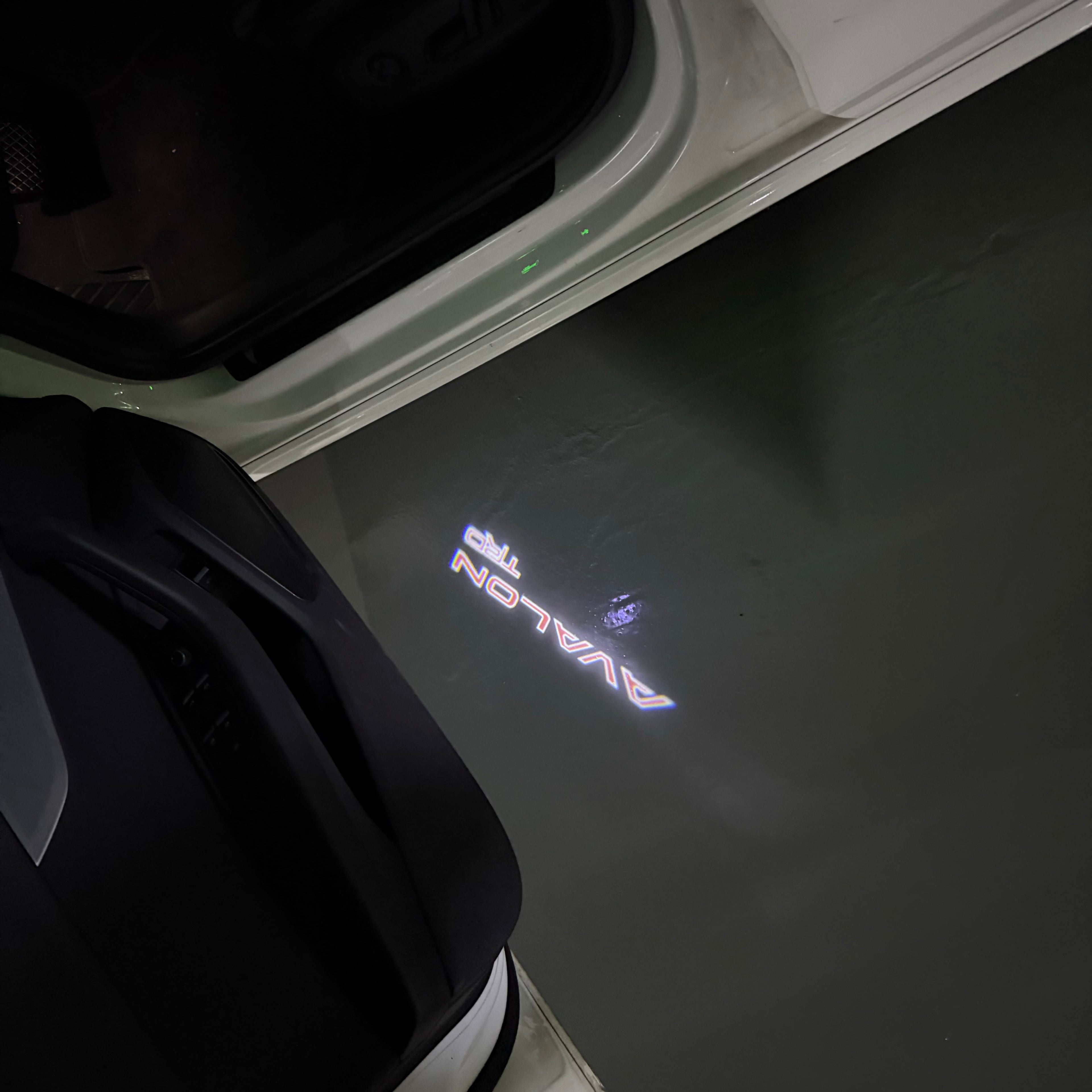 Toyota LOGO PROJECROTR LIGHTS Nr.02 (quantité 1 = 1 ensembles / 2 feux de porte)