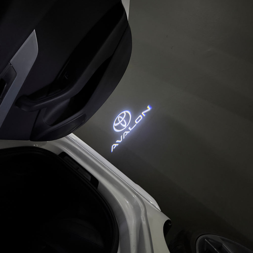 Toyota LOGO PROJECROTR LIGHTS Nr.02 (cantidad 1 = 1 juego/2 luces de puerta)