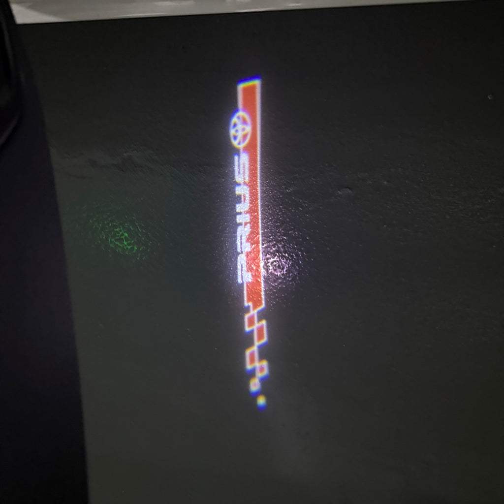 Toyota LOGO PROJECROTR LIGHTS Nr.02 (cantidad 1 = 1 juego/2 luces de puerta)