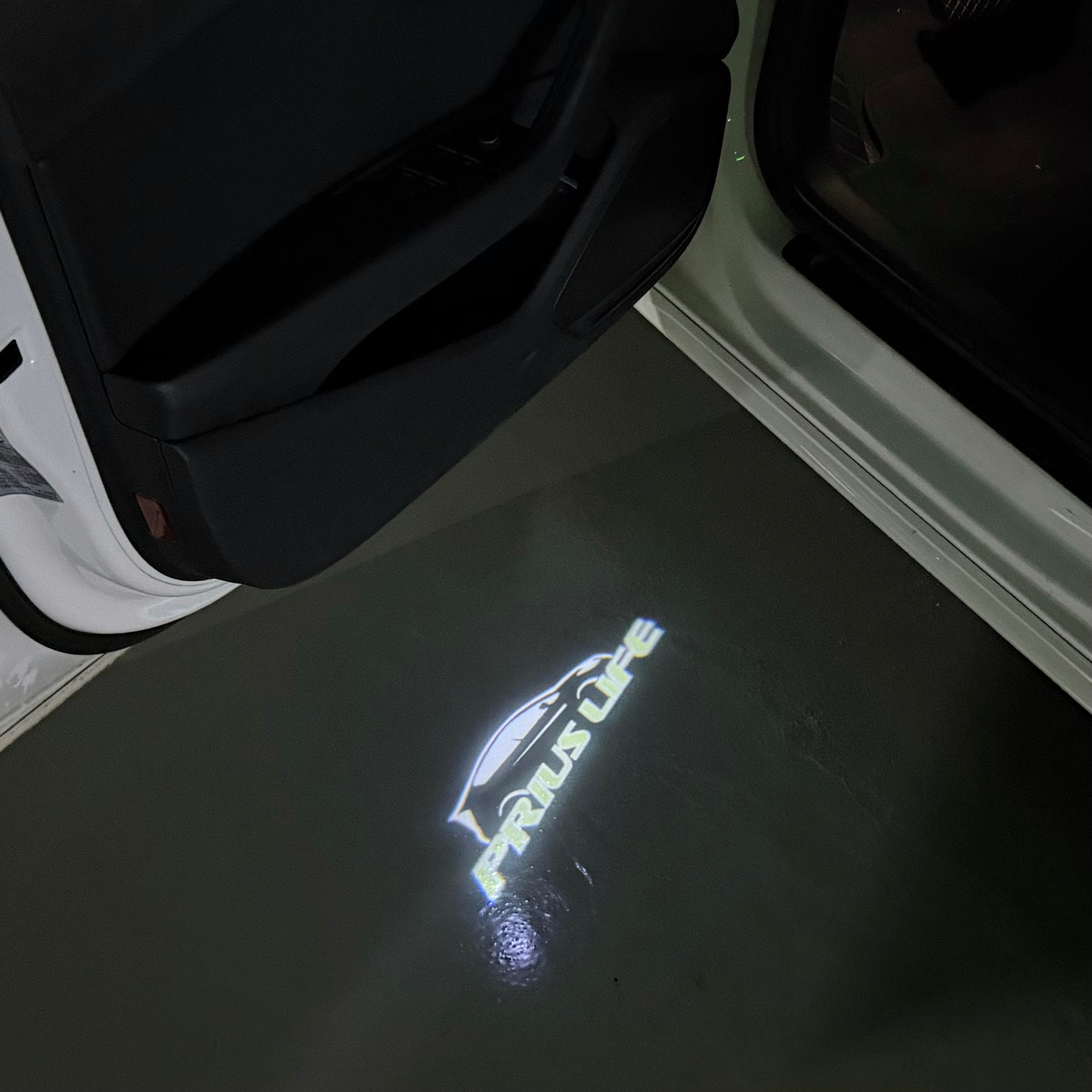 تويوتا LOGO PROJECROTR أضواء Nr.02 (كمية 1 = 1 مجموعات / 2 أضواء الباب)