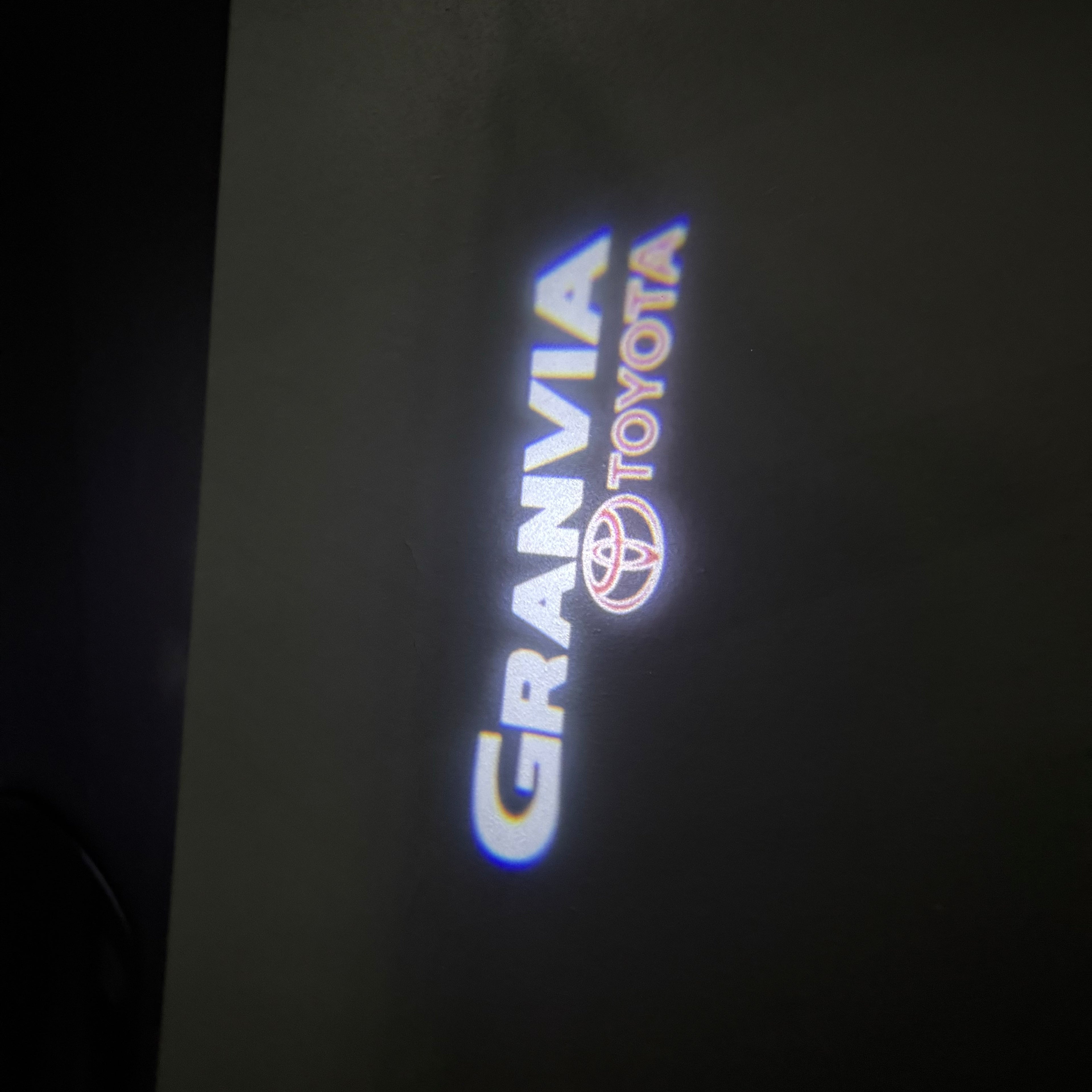 Toyota LOGO PROJECTOR LIGHTS Nr.02 (Anzahl 1 = 1 Sätze / 2 Türlichter)