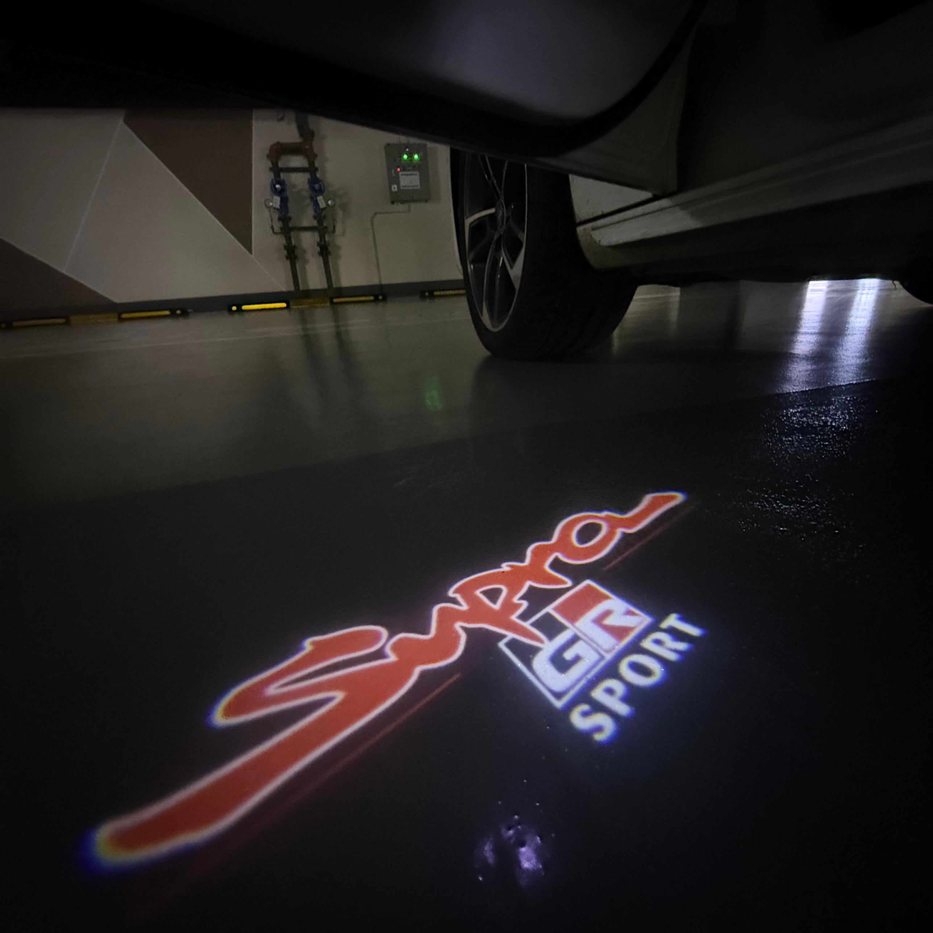 Toyota LOGO PROJECROTR LIGHTS Nr.02 (cantidad 1 = 1 juego/2 luces de puerta)