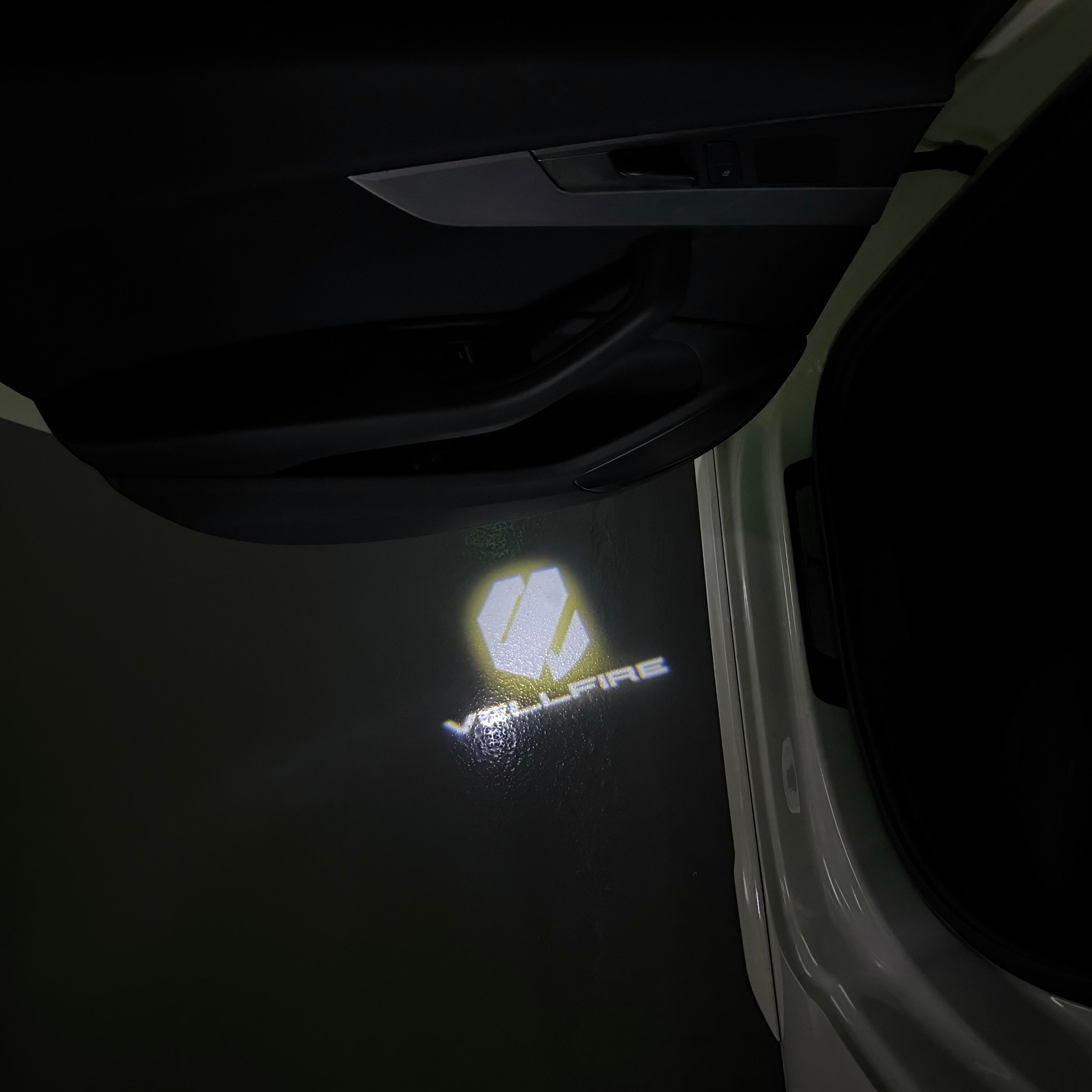 TOYOTA  VELLFIRE LOGO PROJECROTR LIGHTS  (quantity 1 = 1 sets/2 door lights) Nr.0G56