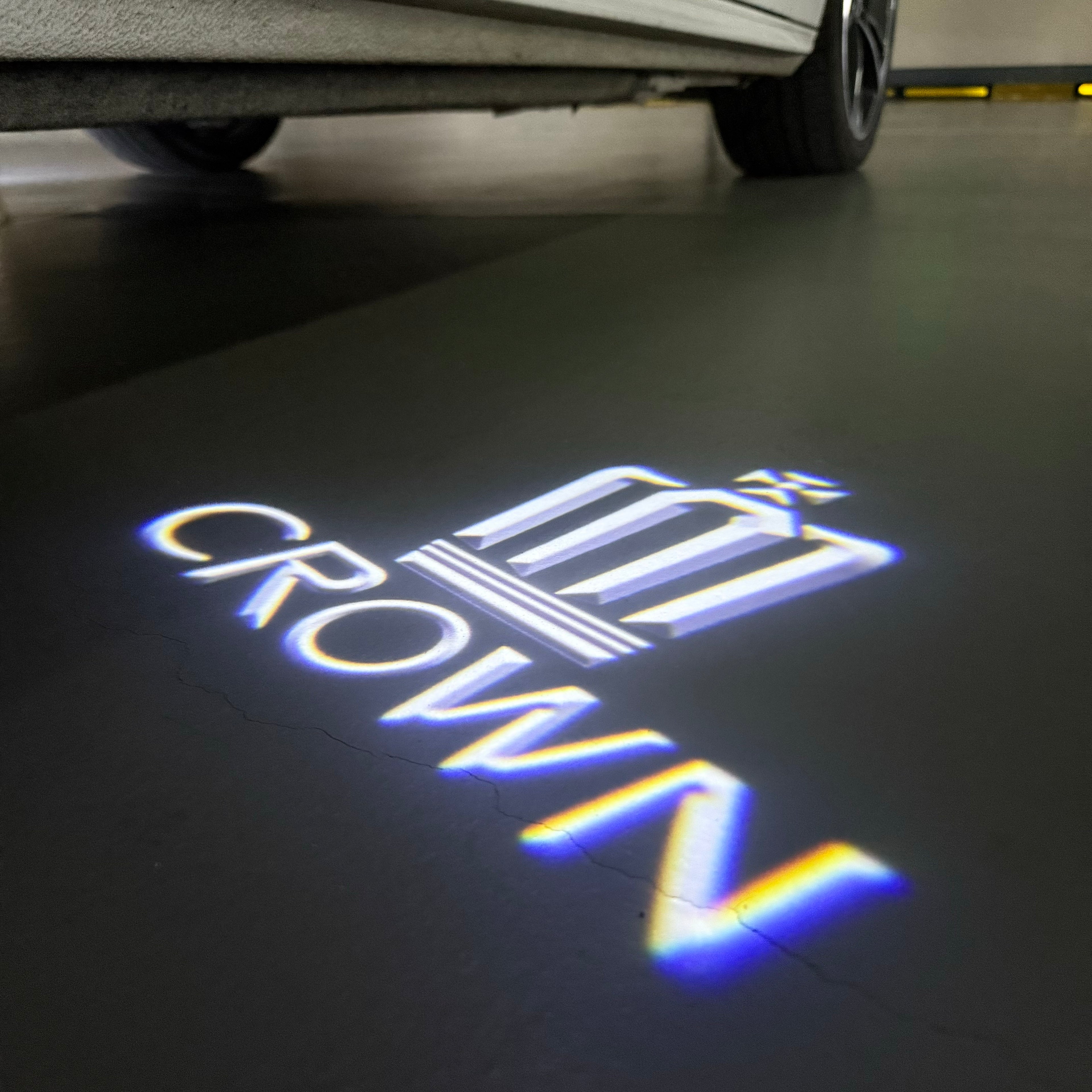 TOYOTA CROWN  LOGO PROJECROTR LIGHTS  (quantity 1 = 1 sets/2 door lights) Nr.0GP27