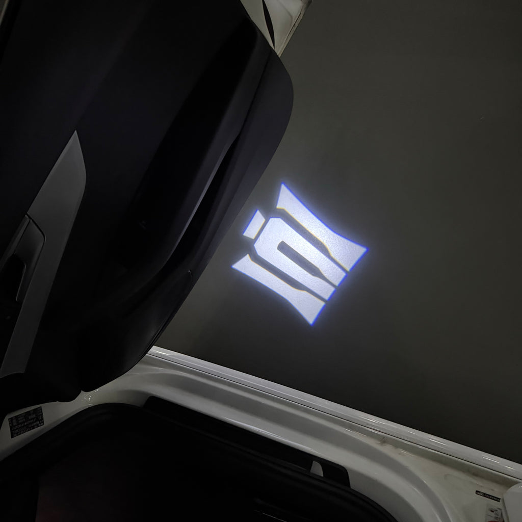 تويوتا LOGO PROJECROTR أضواء Nr.02 (كمية 1 = 1 مجموعات / 2 أضواء الباب)