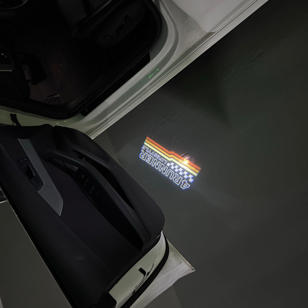 تويوتا LOGO PROJECROTR أضواء Nr.02 (كمية 1 = 1 مجموعات / 2 أضواء الباب)