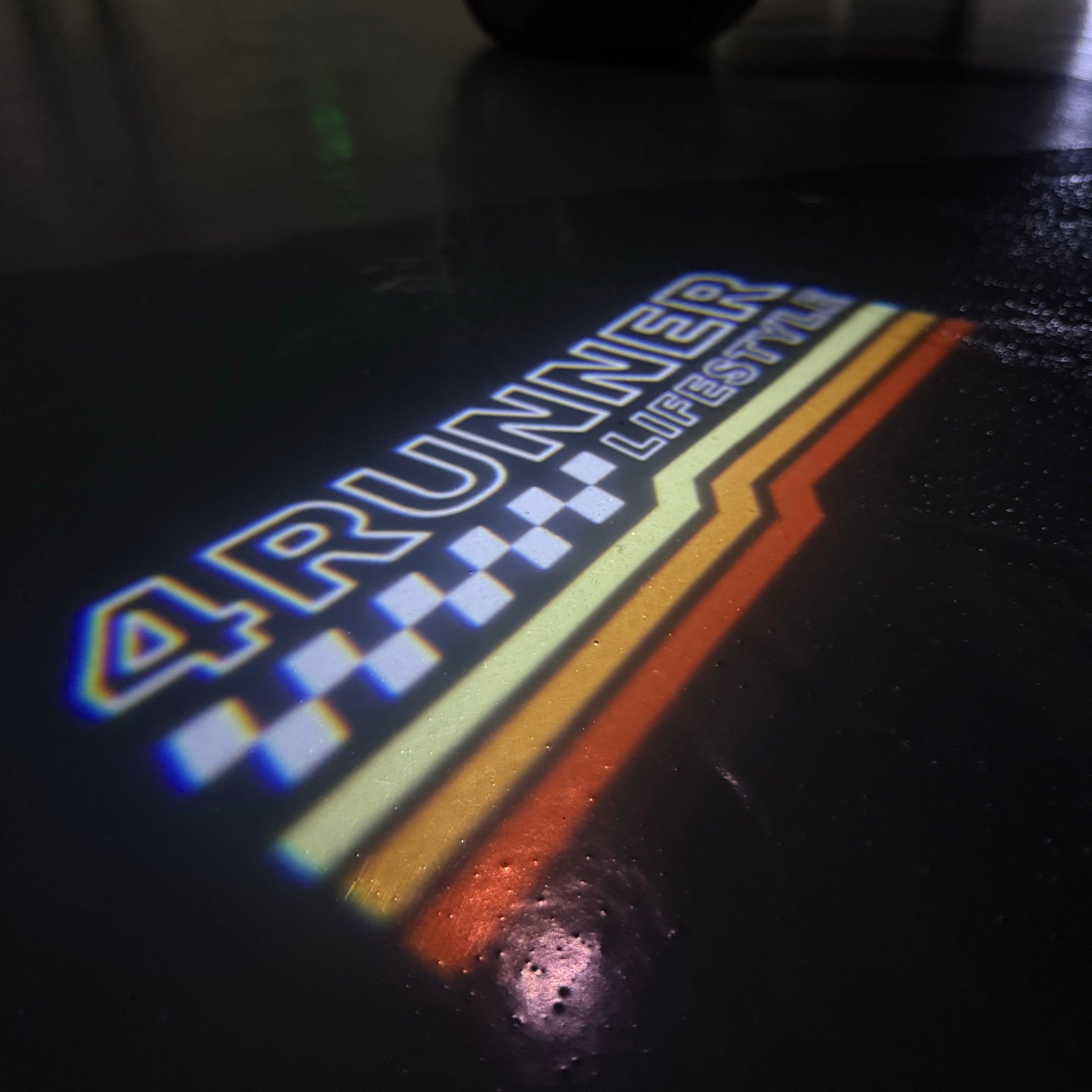 تويوتا LOGO PROJECROTR أضواء Nr.02 (كمية 1 = 1 مجموعات / 2 أضواء الباب)