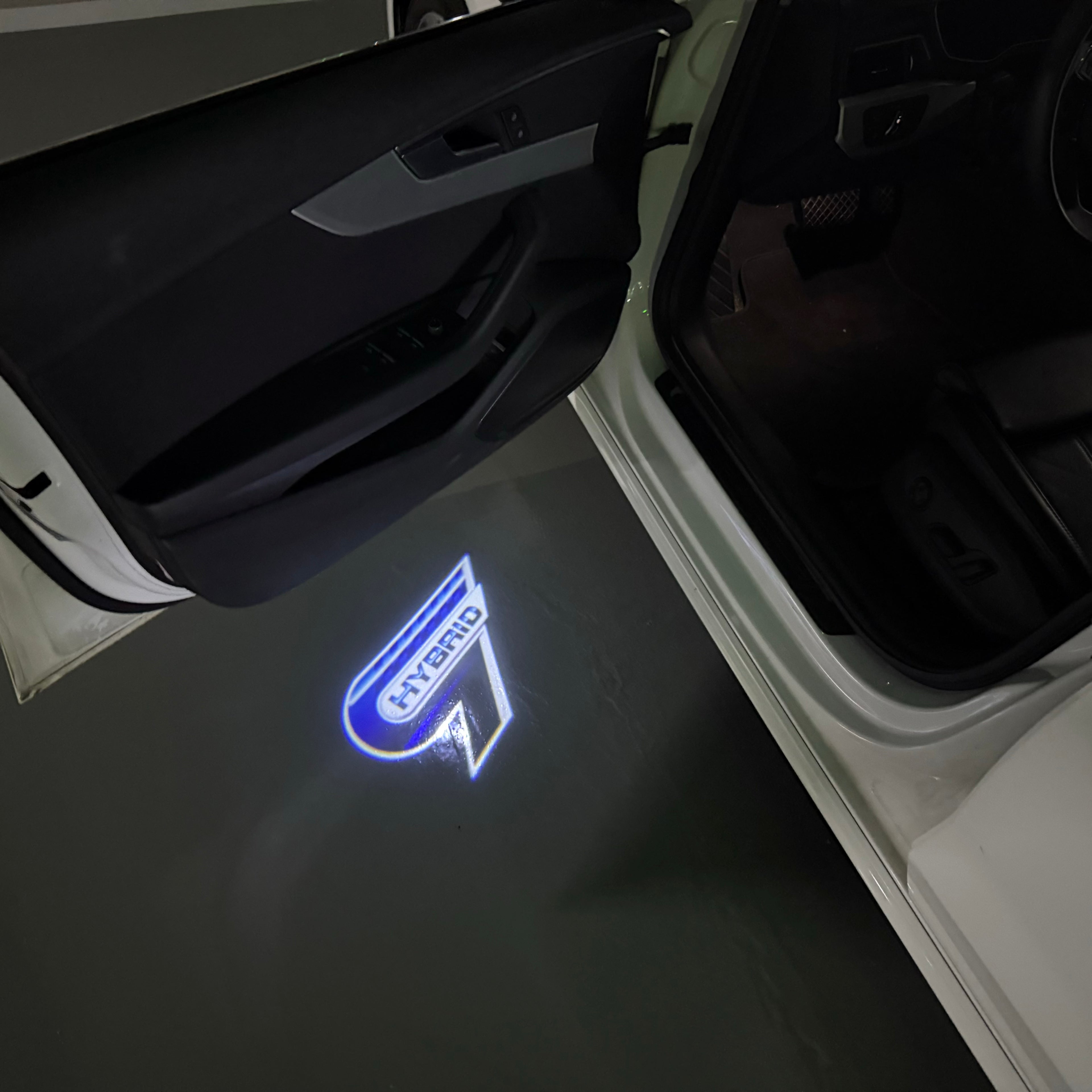 LEXUS LOGO PROJECROTR LIGHTS Nr.01 (Menge 1 = 1 Sets/2 Türleuchten)