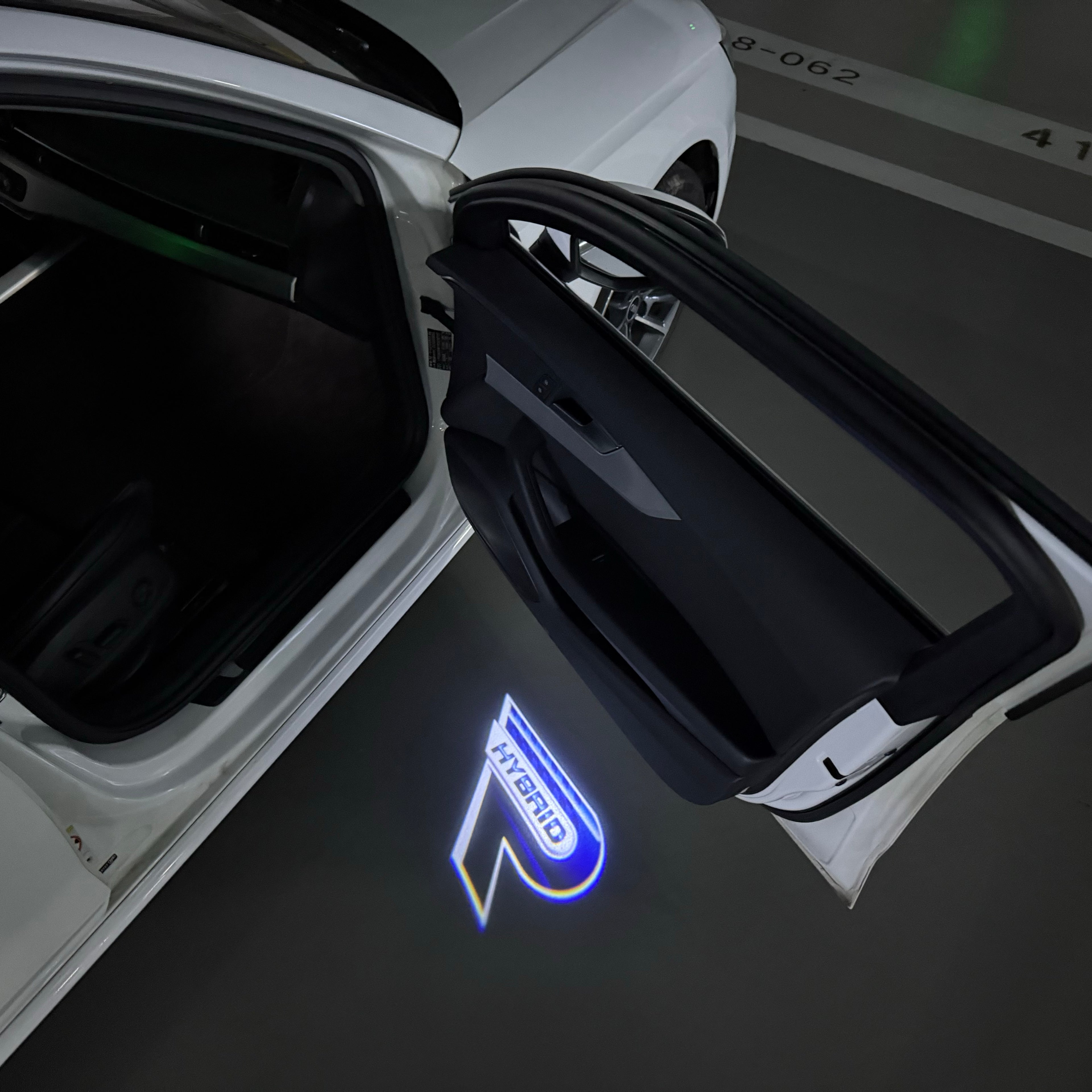 LEXUS LOGO PROJECROTR LIGHTS Nr.01 (Menge 1 = 1 Sets/2 Türleuchten)