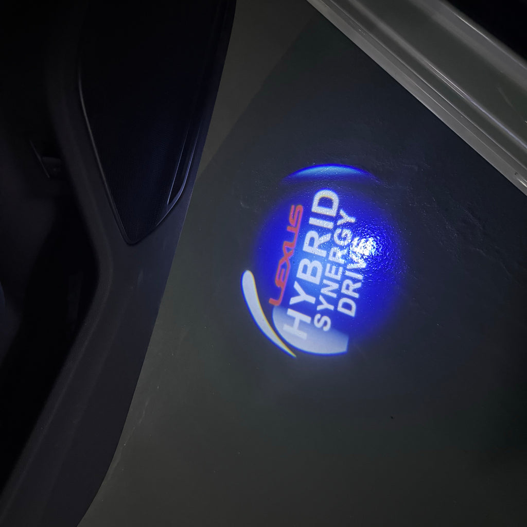 LEXUS LOGO PROJECTOR LIGHTS Nr.01 (الكمية 1 = 1 مجموعة / 2 أضواء باب)