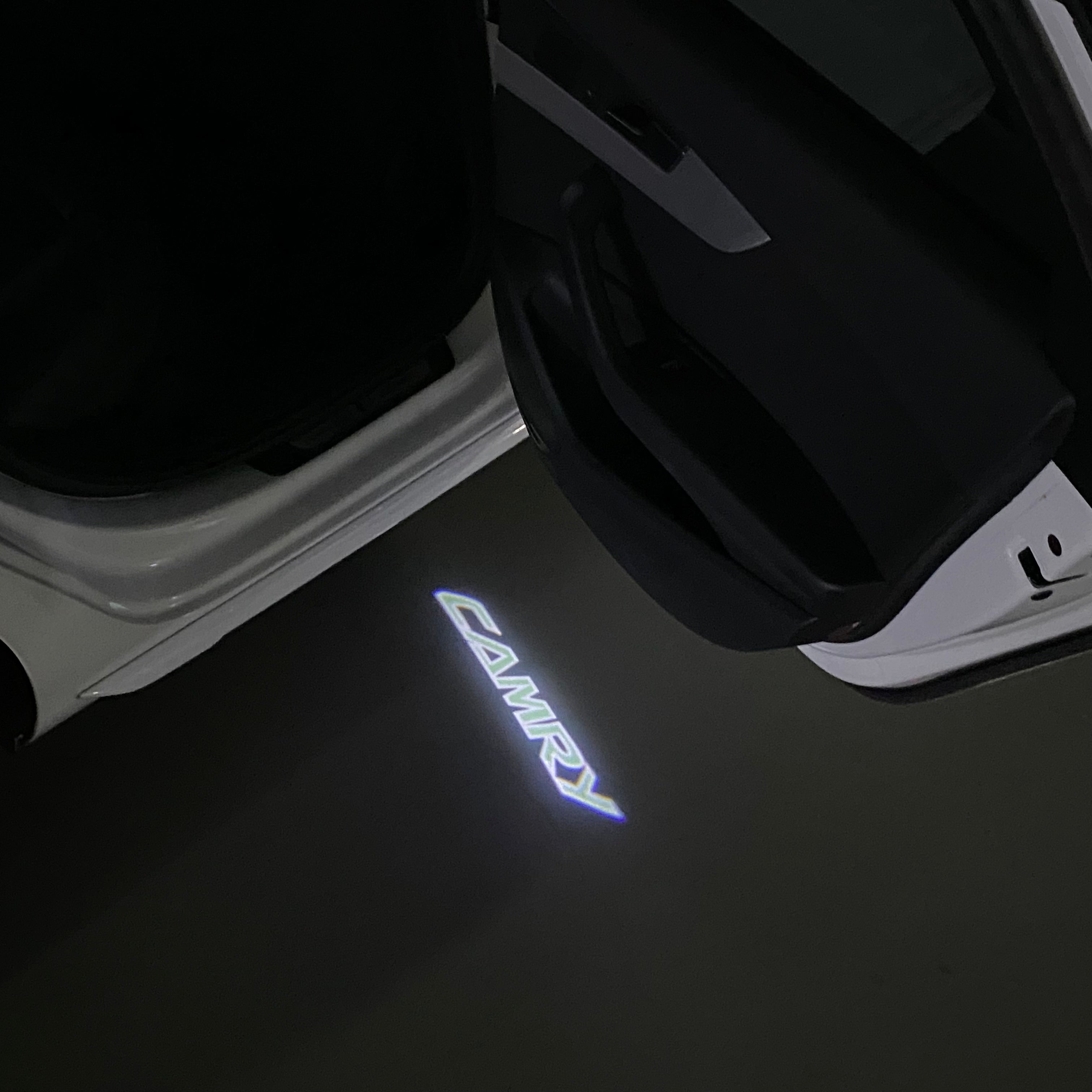 تويوتا LOGO PROJECROTR أضواء Nr.02 (كمية 1 = 1 مجموعات / 2 أضواء الباب)