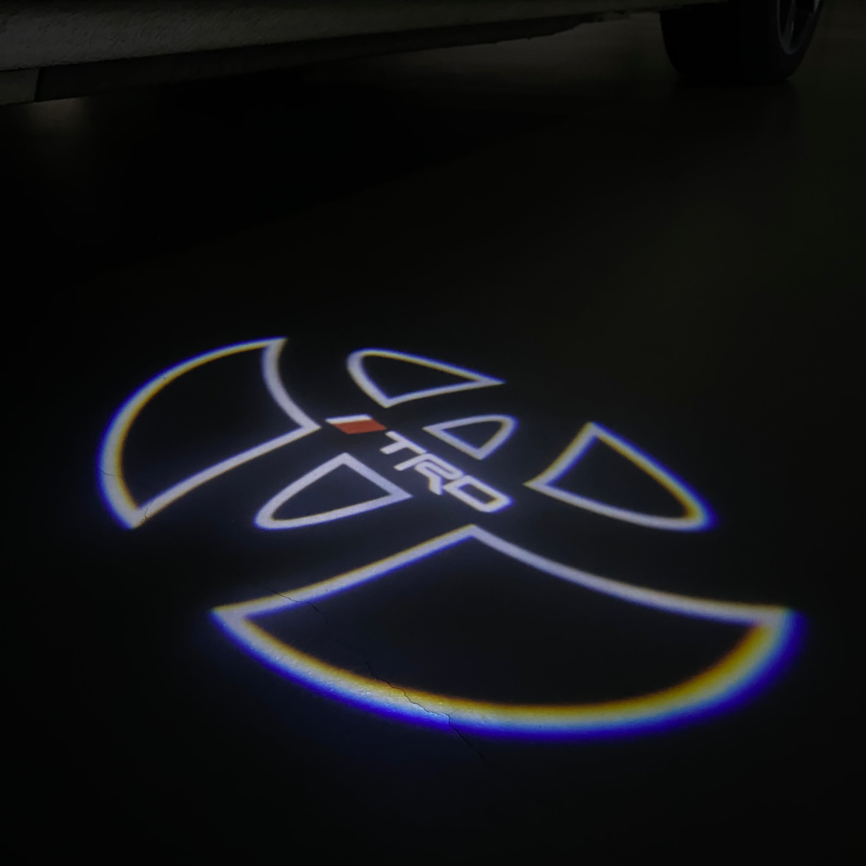 TOYOTA  TRD LOGO PROJECROTR LIGHTS  (quantity 1 = 1 sets/2 door lights) Nr.0G46