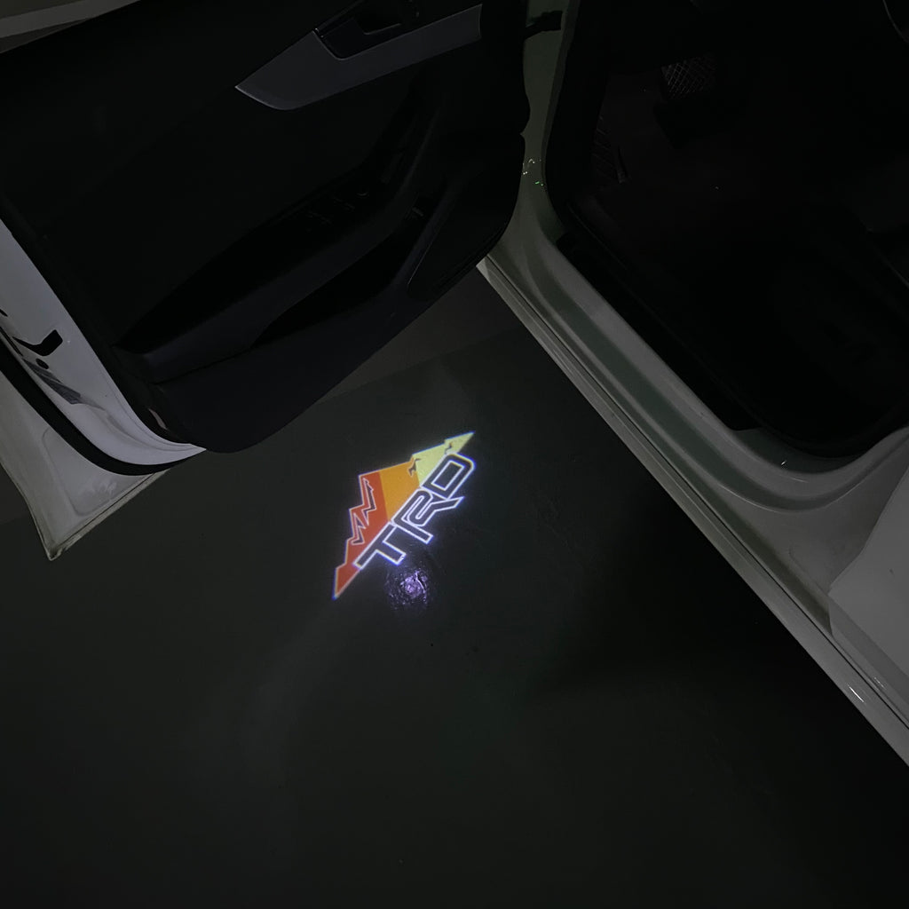 Toyota LOGO PROJECROTR LIGHTS Nr.02 (cantidad 1 = 1 juego/2 luces de puerta)