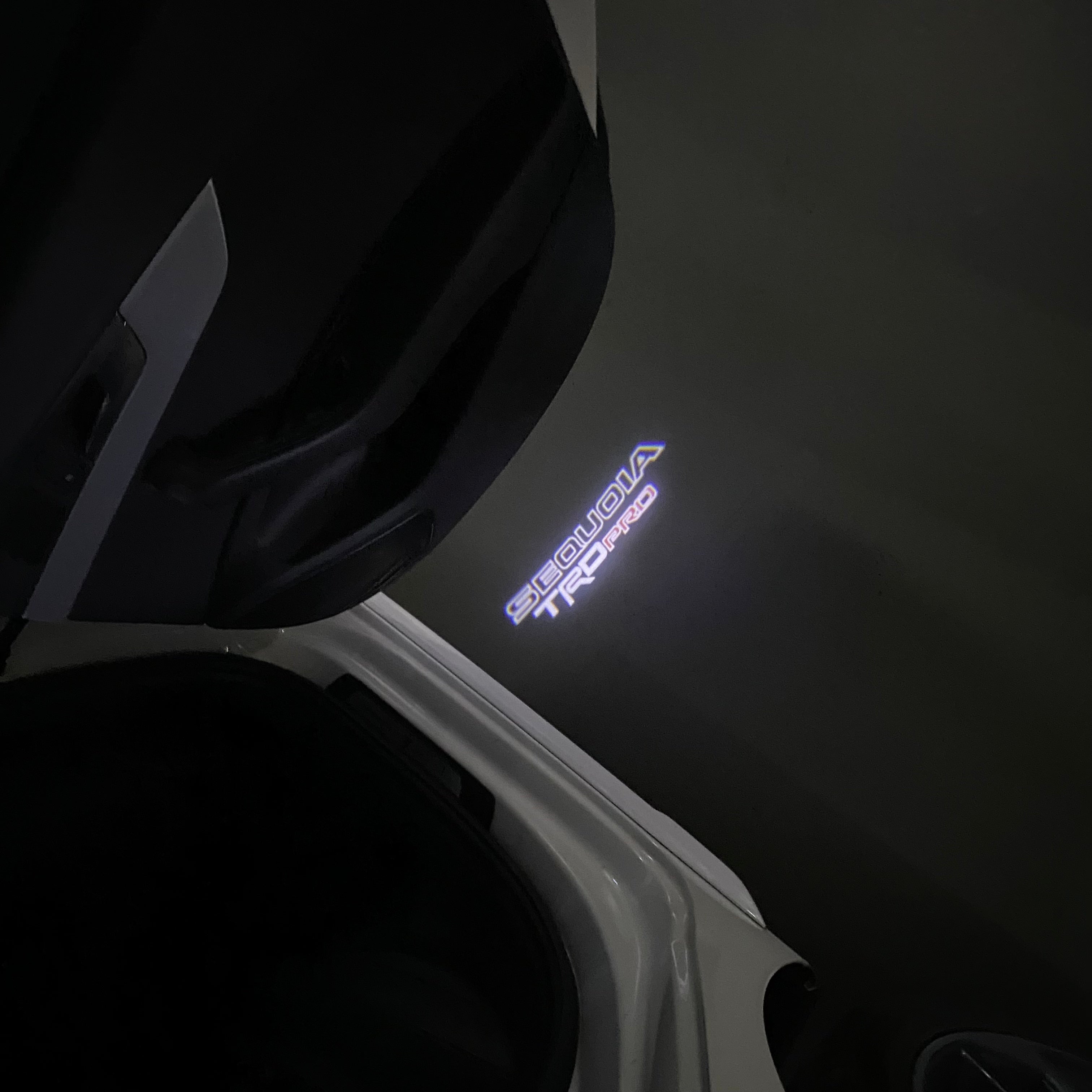 Toyota LOGO PROJECROTR LIGHTS Nr.02 (quantità 1 = 1 set / 2 luci porta)