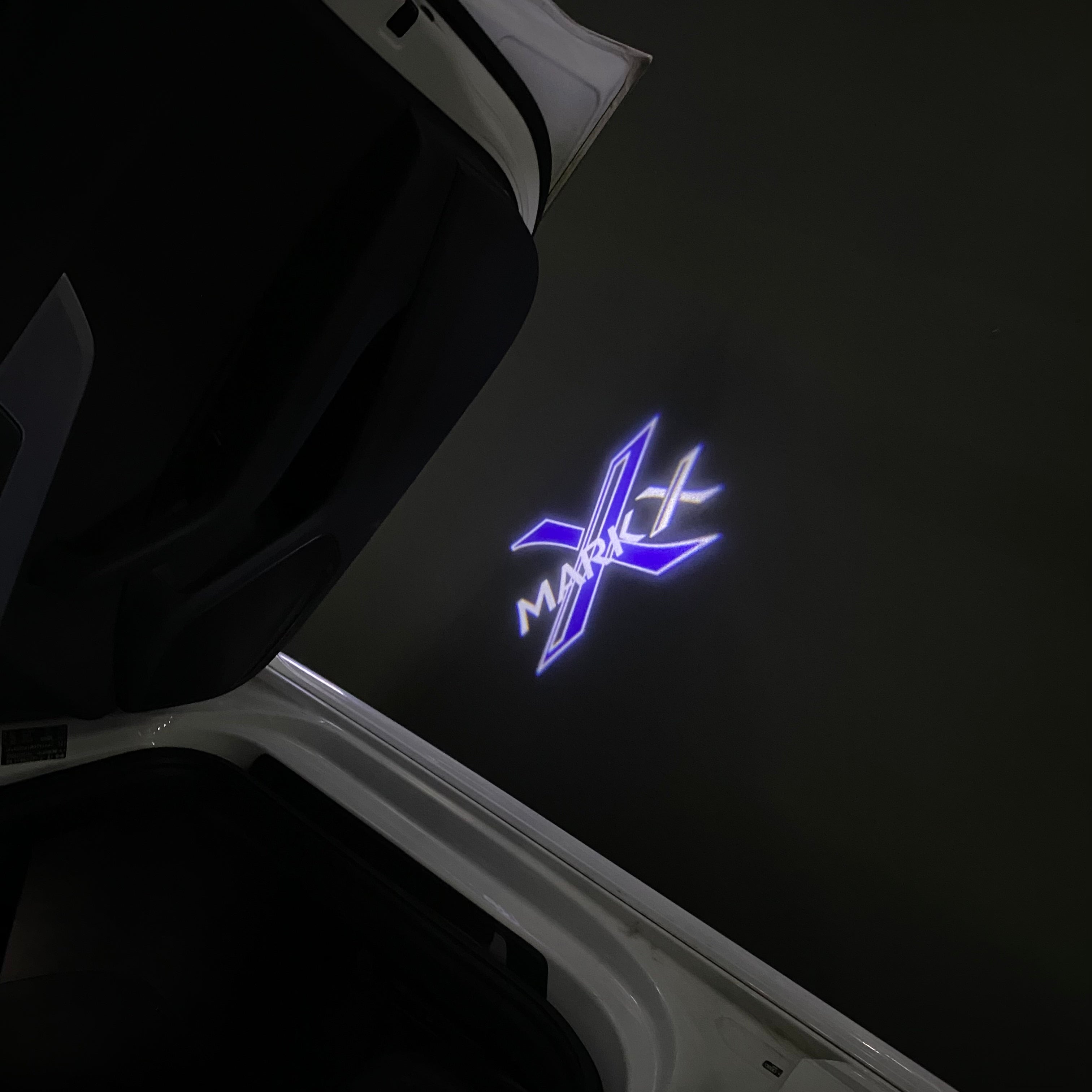 Toyota LOGO PROJECROTR LIGHTS Nr.02 (quantità 1 = 1 set / 2 luci porta)