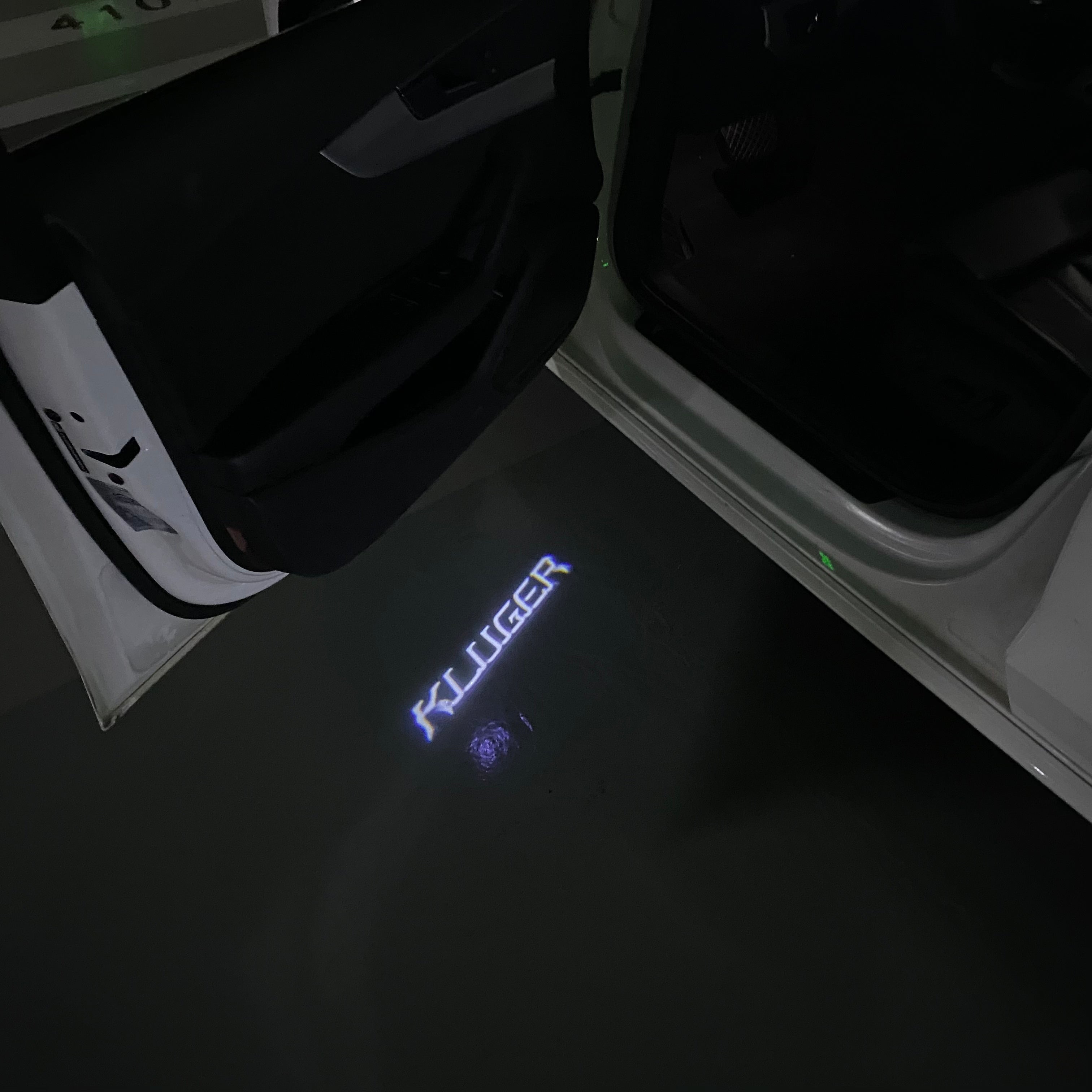 Toyota LOGO PROJECROTR LIGHTS Nr.02 (cantidad 1 = 1 juego/2 luces de puerta)